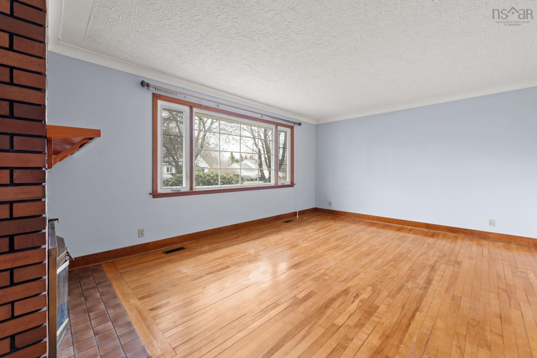 12 Raymoor Drive, Dartmouth, NS (MLS 202608351)