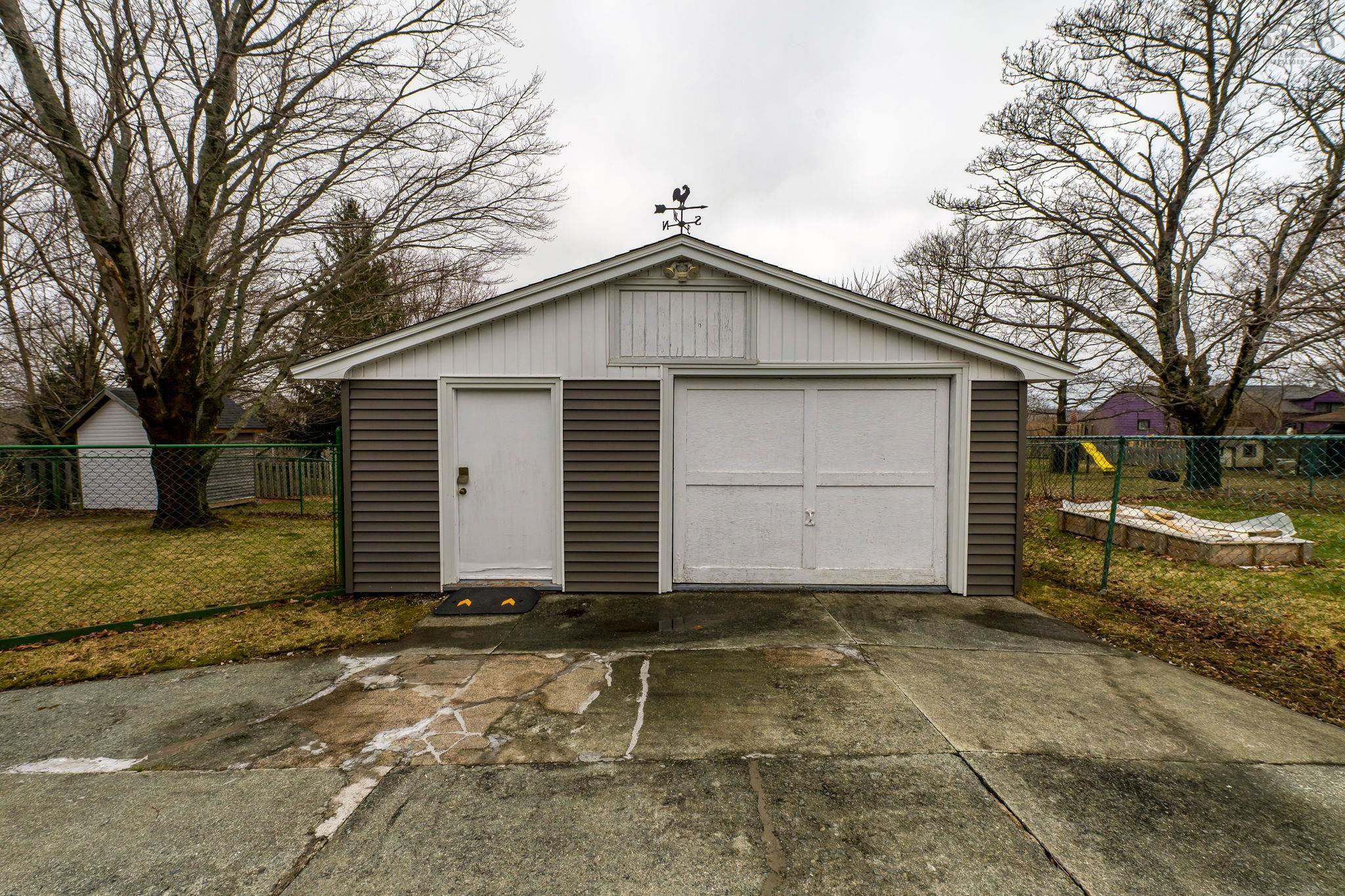 12 Raymoor Drive, Dartmouth, NS (MLS 202608351)