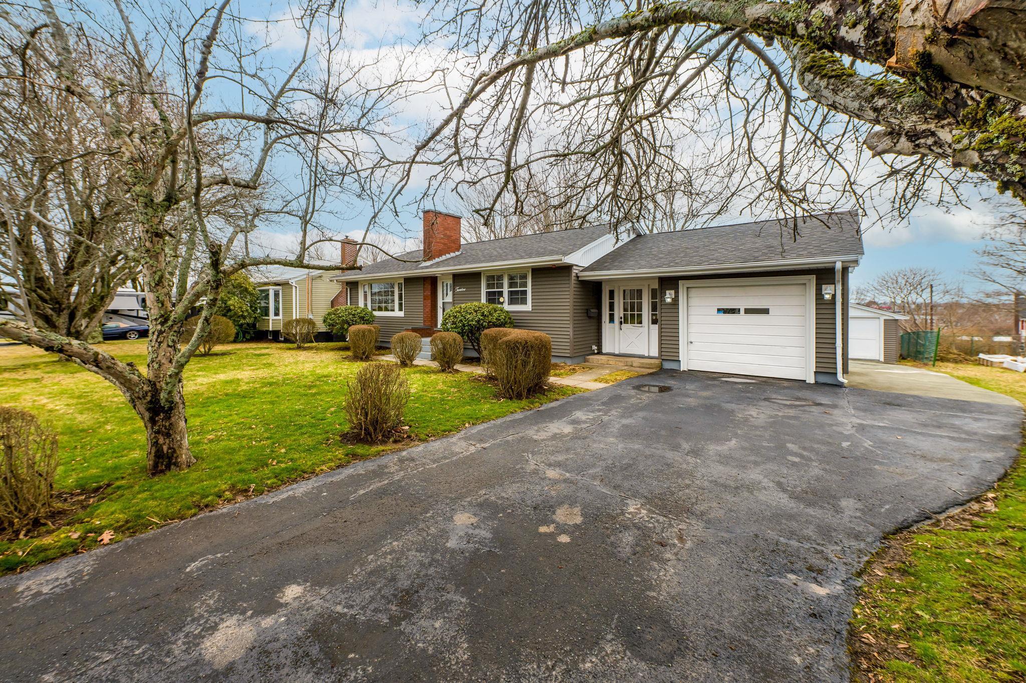 12 Raymoor Drive, Dartmouth, NS (MLS 202608351)