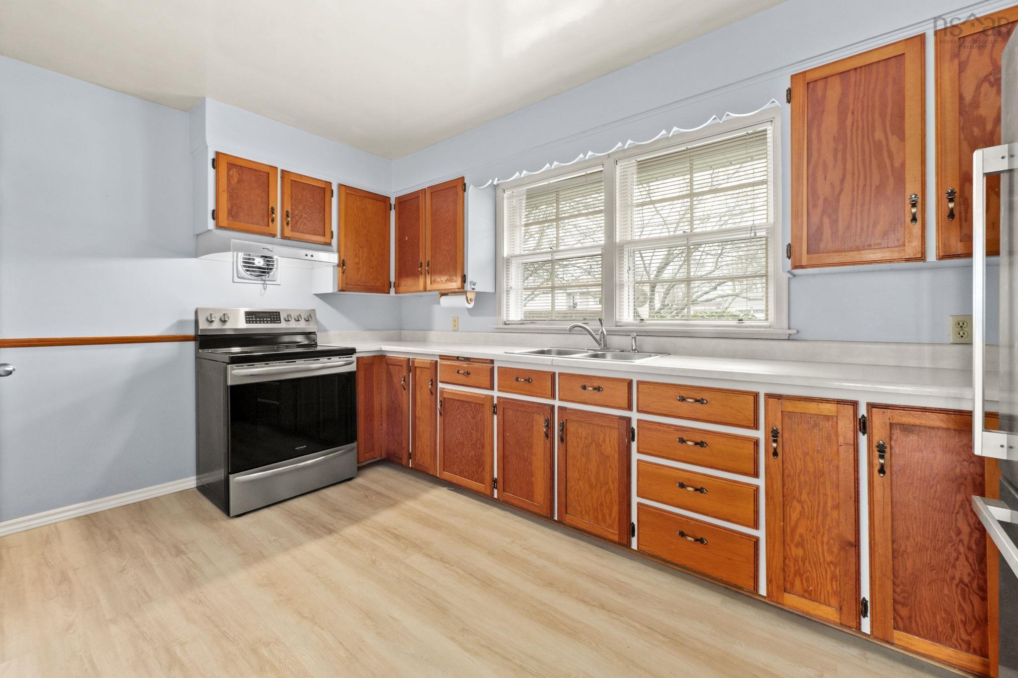 12 Raymoor Drive, Dartmouth, NS (MLS 202608351)