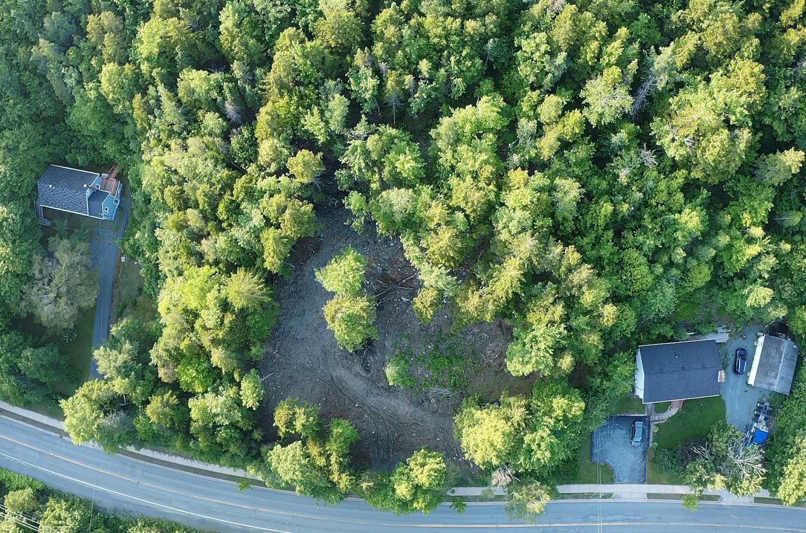 950 Fall River Road, Fall River, NS (MLS 202608352)