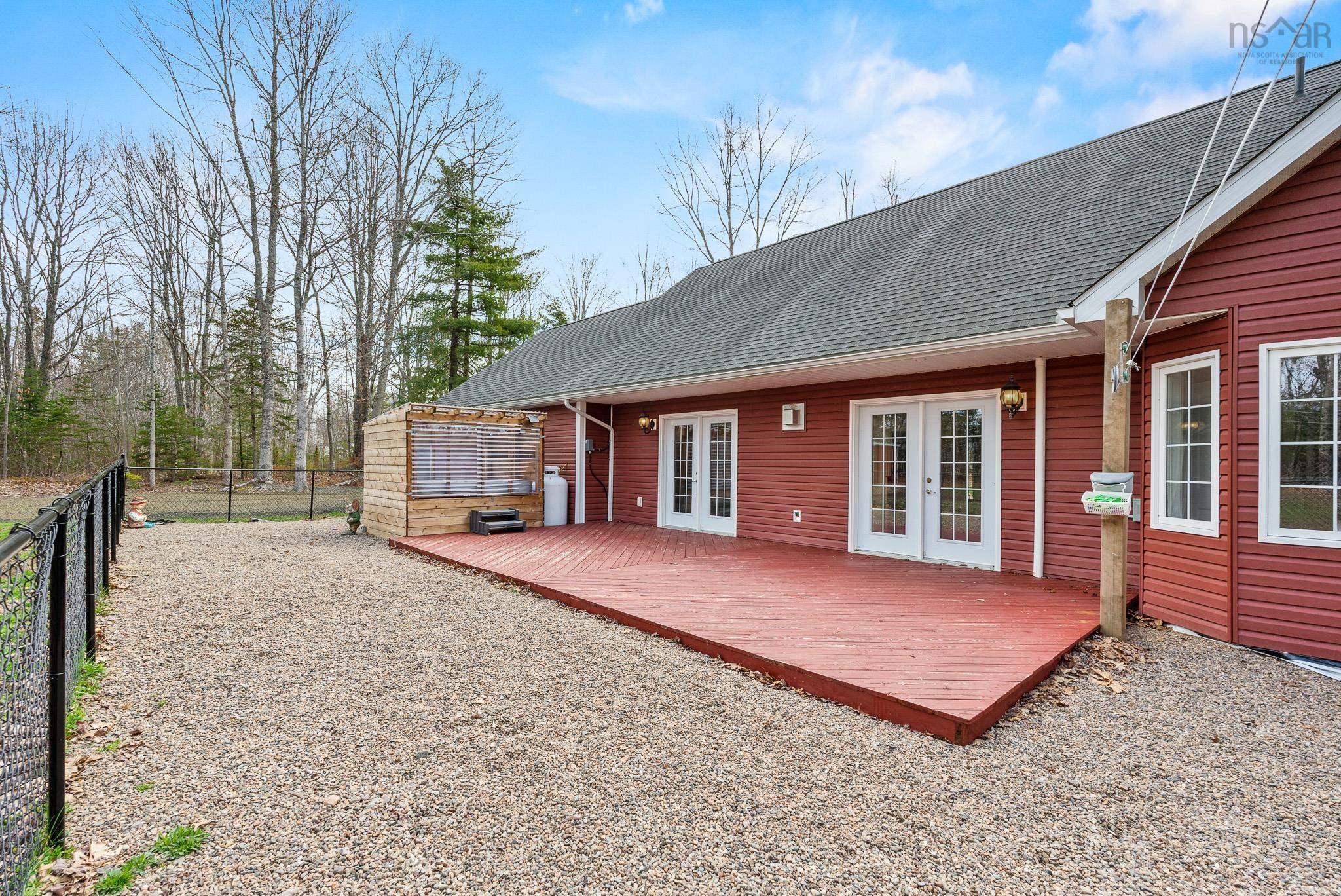 $599,900.00: 1939 Middle Road, Nictaux