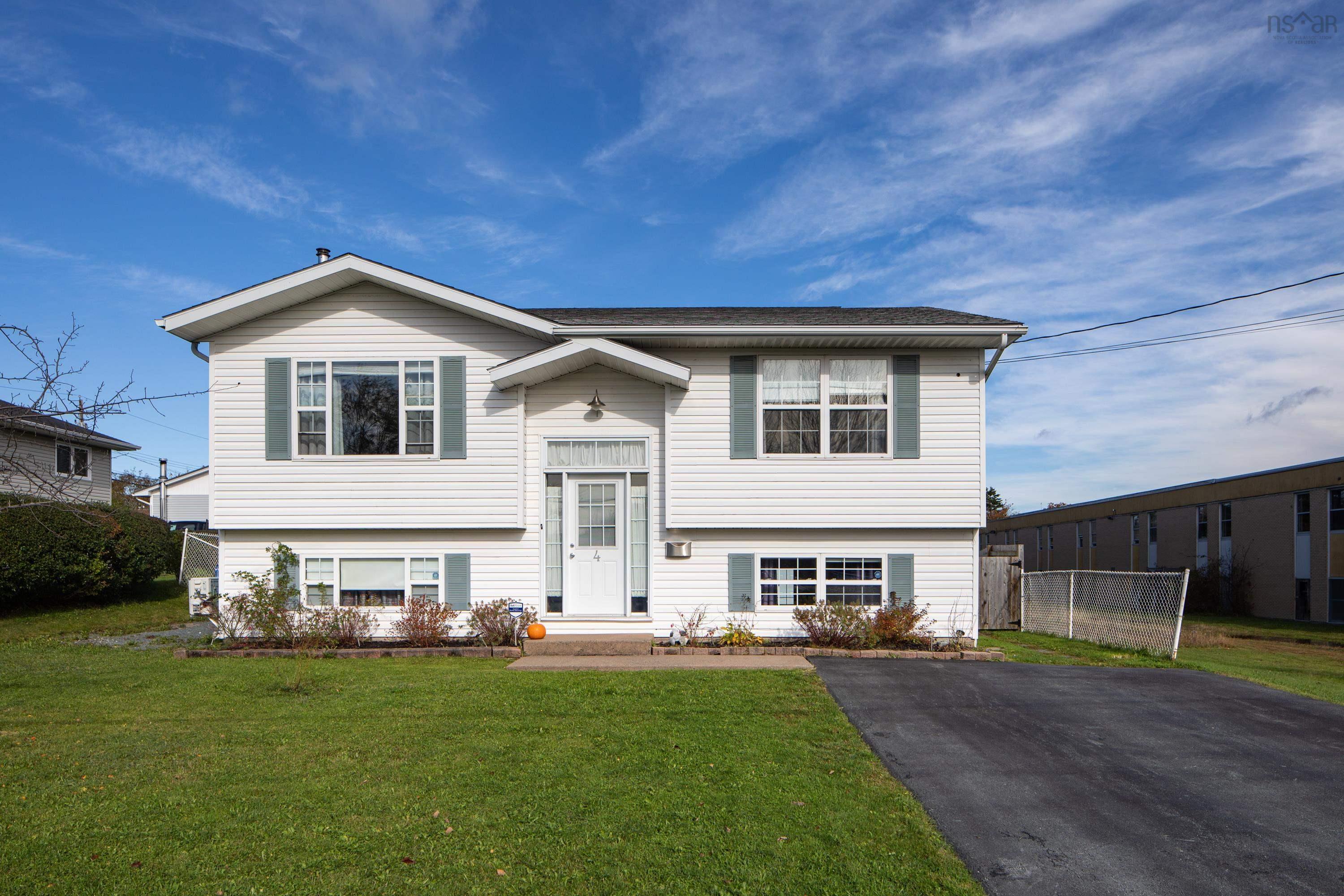 4 Evergreen Drive, Cole Harbour, NS (MLS® 202608368)