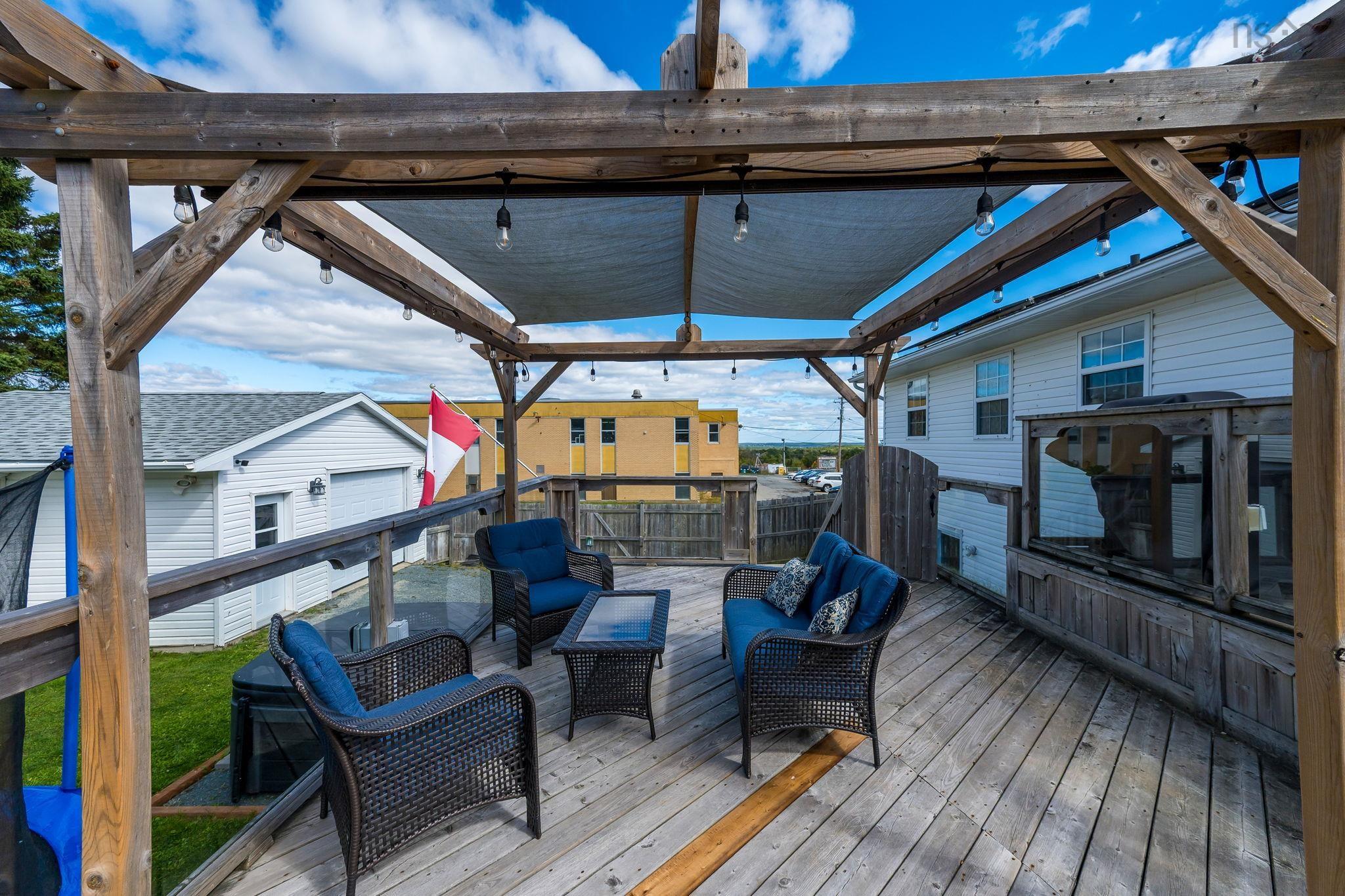 $599,900.00: 4 Evergreen Drive, Cole Harbour