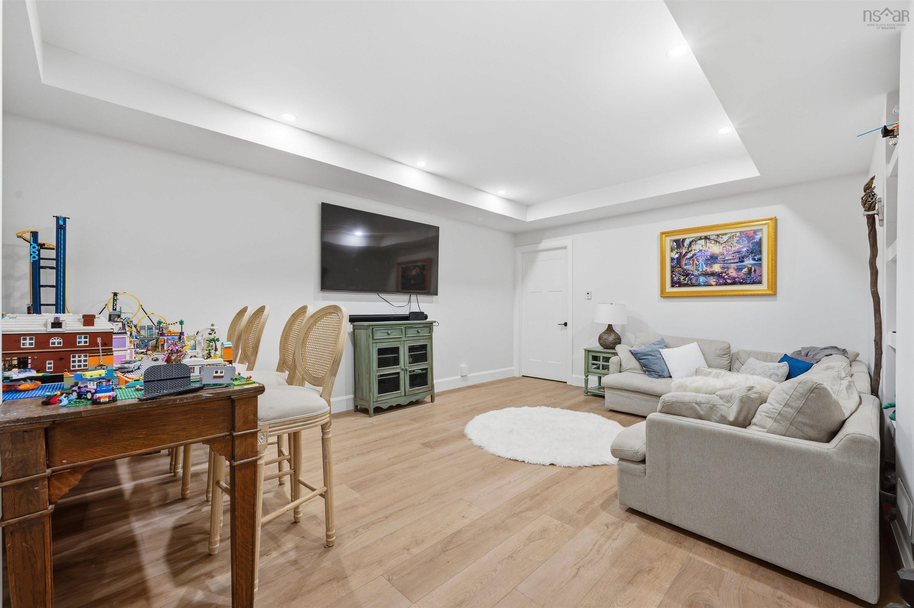 $849,999.00: 225 510 Heritage Way, East Uniacke