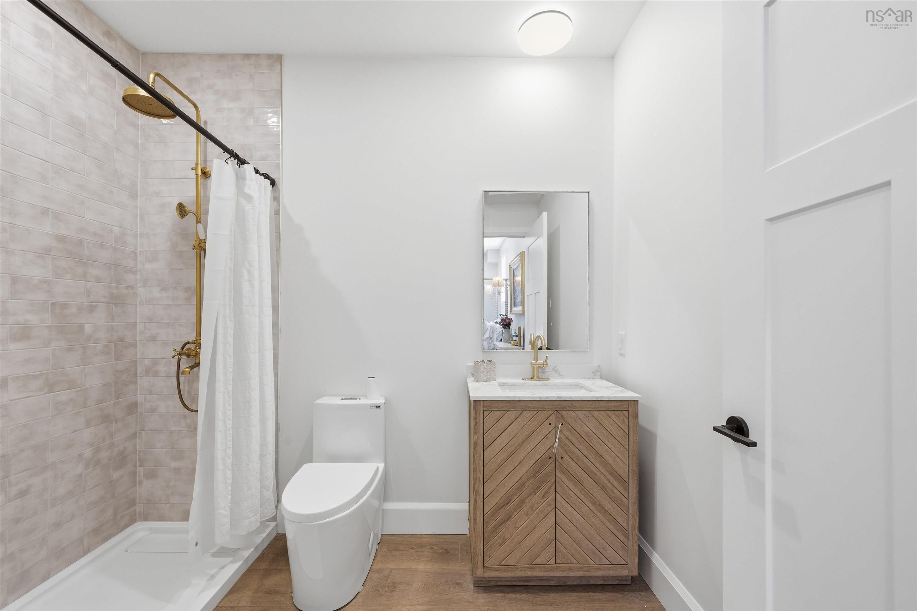 $939,393.00: 225 510 Heritage Way, East Uniacke