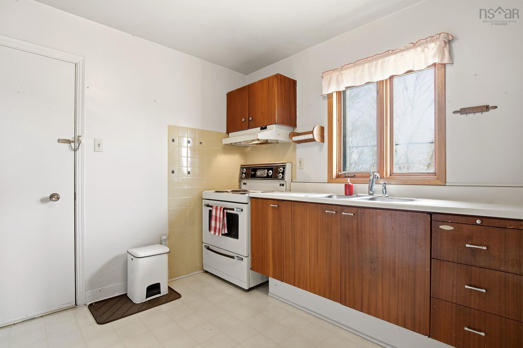 $584,900.00: 9 Parmbelle Lane, Halifax