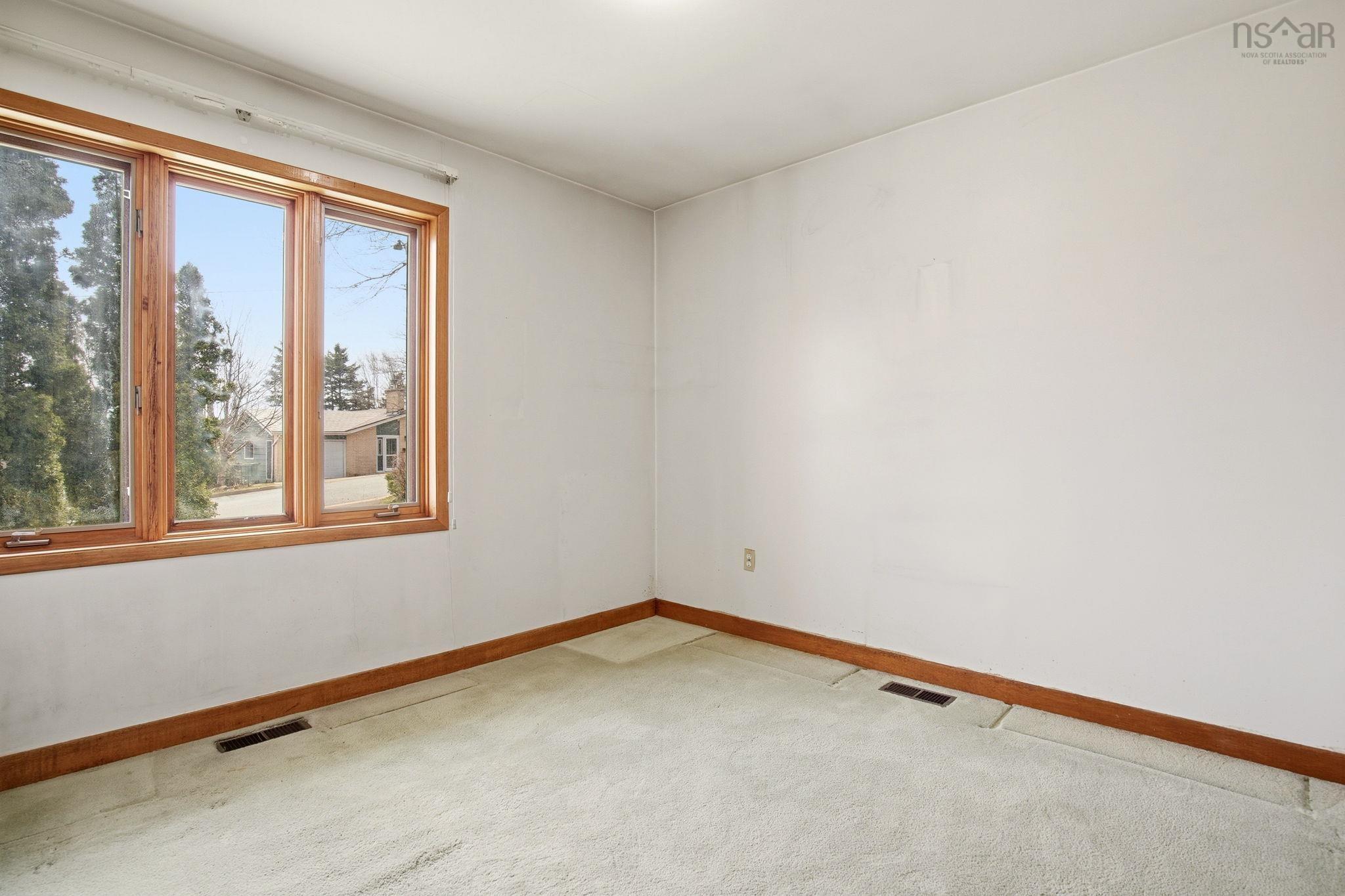 $584,900.00: 9 Parmbelle Lane, Halifax