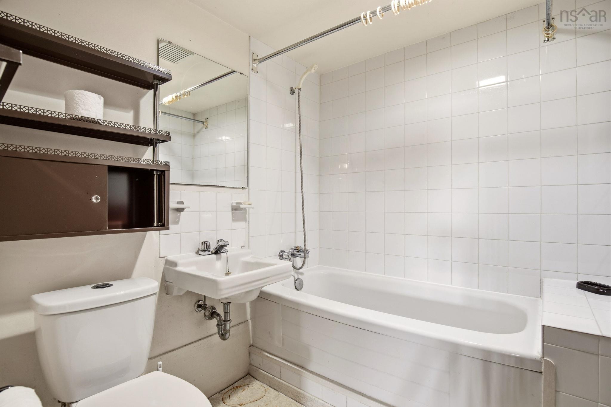 $584,900.00: 9 Parmbelle Lane, Halifax