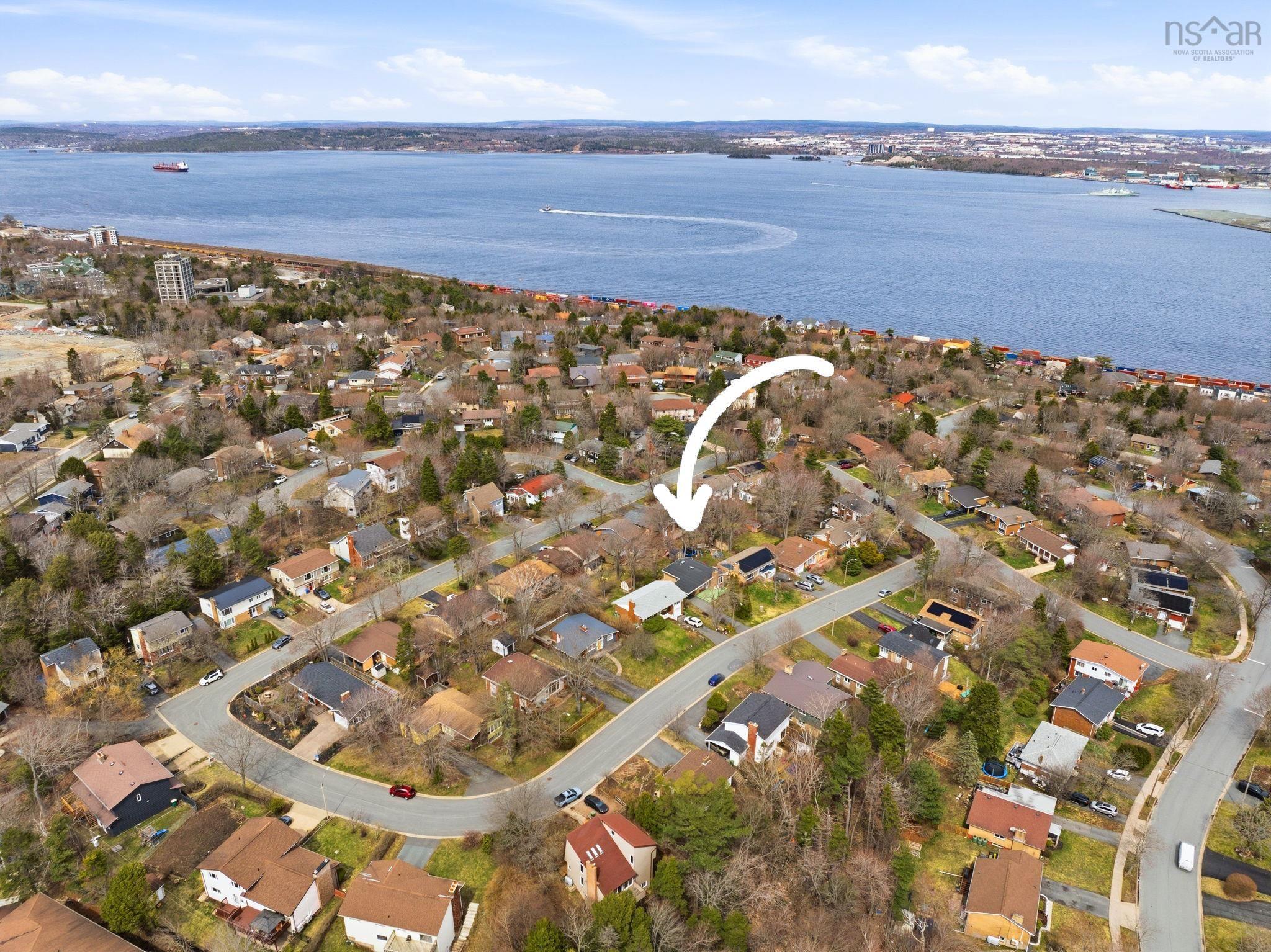 $584,900.00: 9 Parmbelle Lane, Halifax