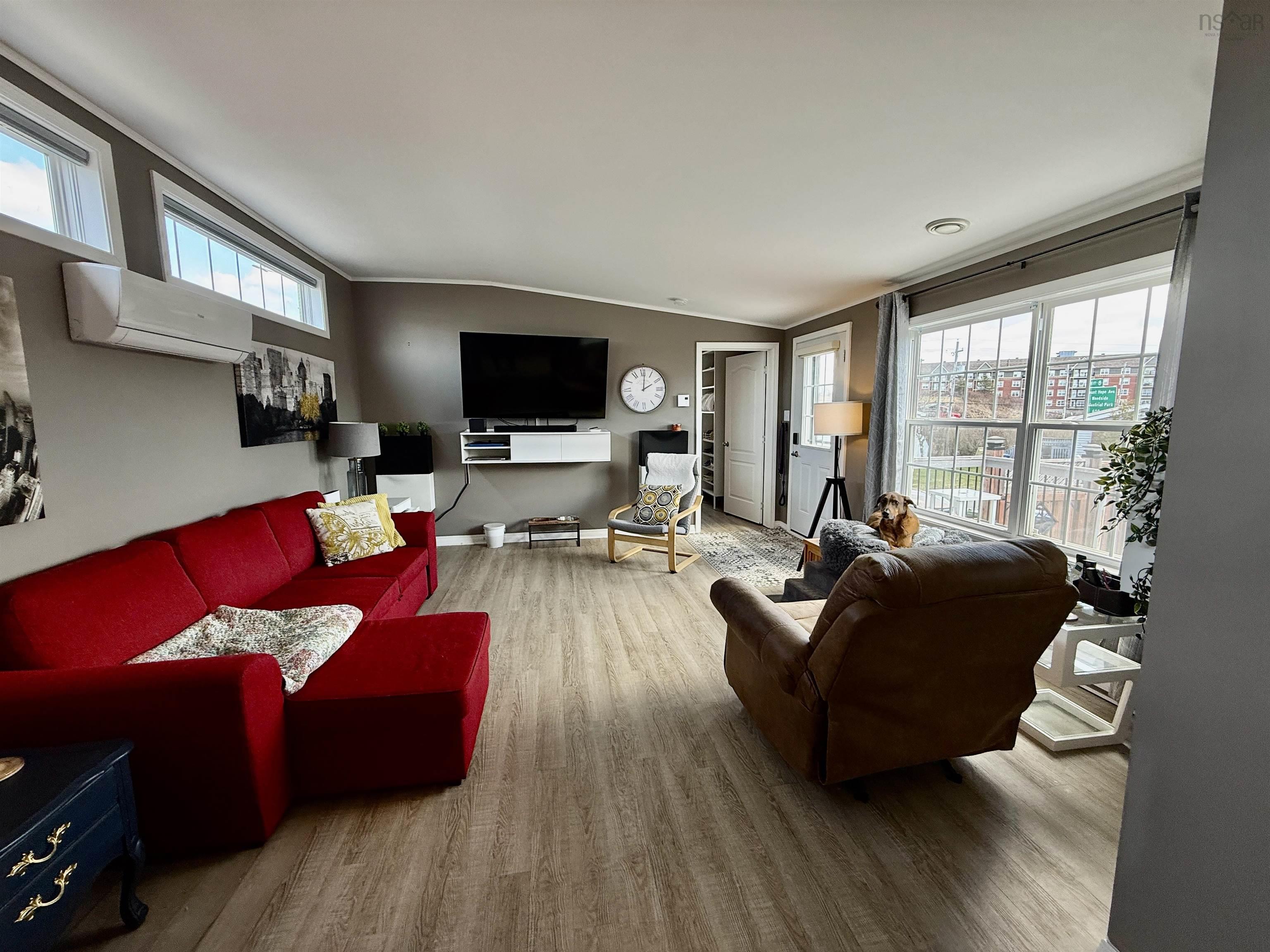 $269,900.00: 8 Wilson Avenue, Dartmouth