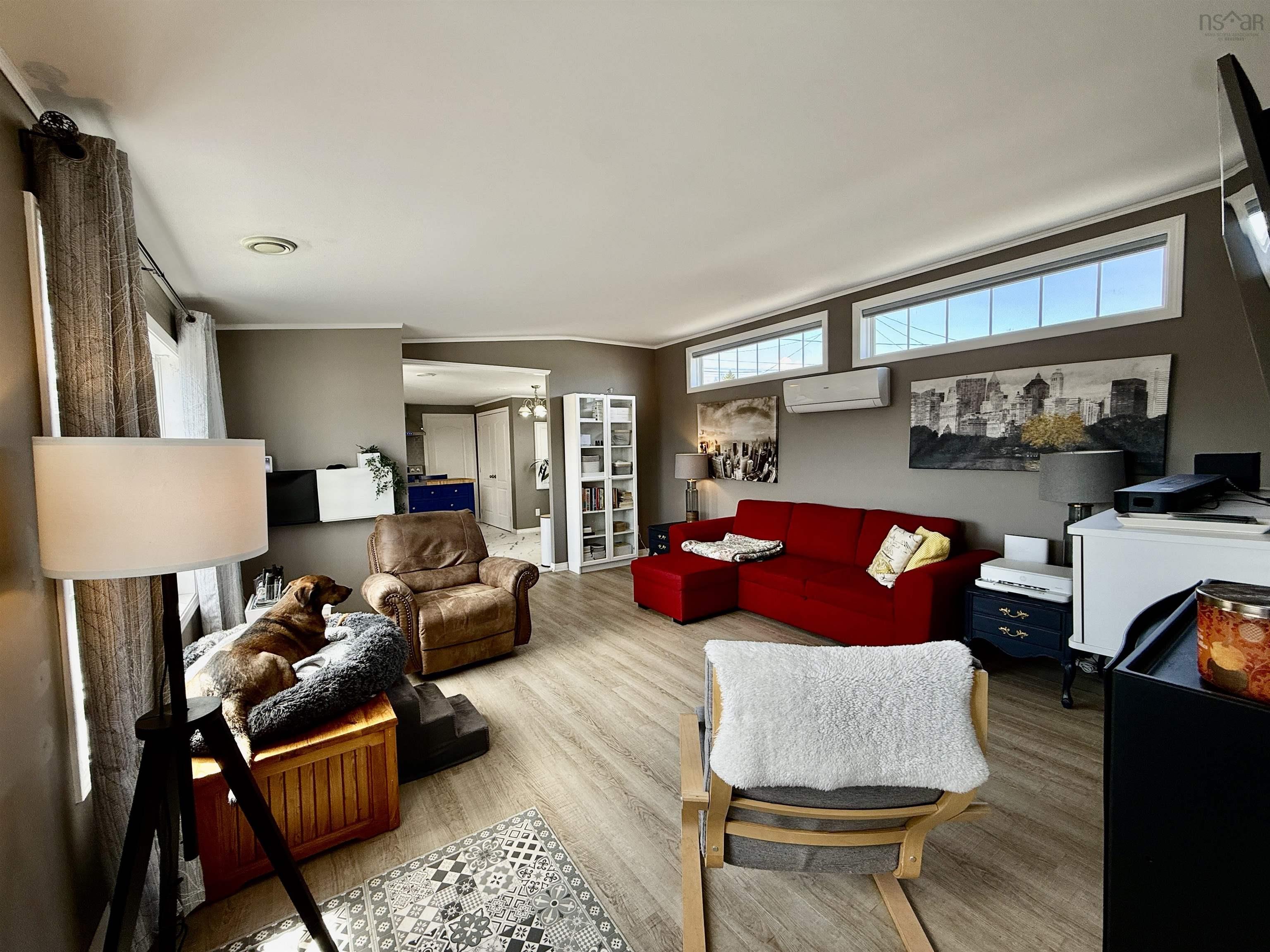 $269,900.00: 8 Wilson Avenue, Dartmouth