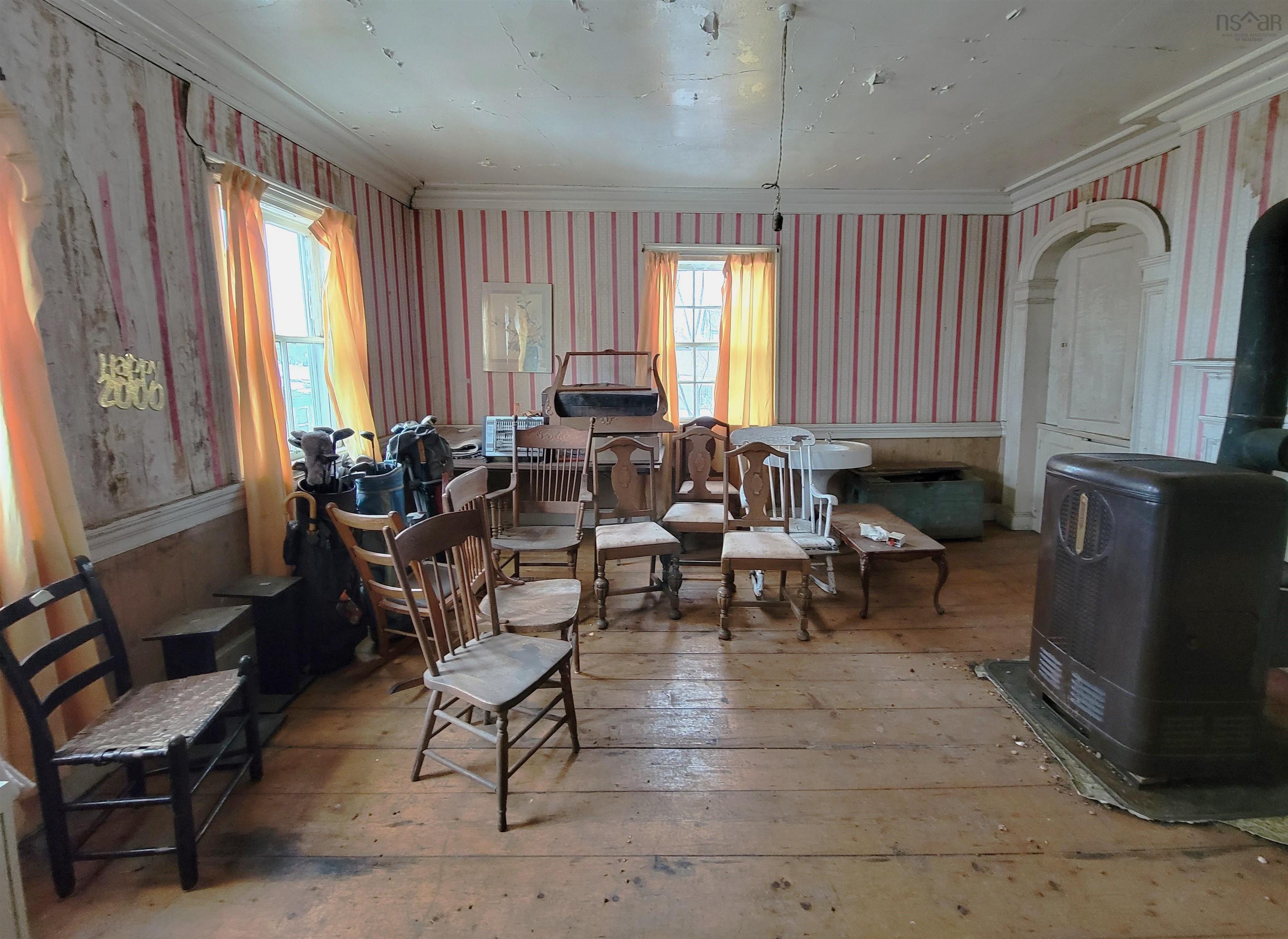 $199,000.00: 155 Pelham Street, Lunenburg