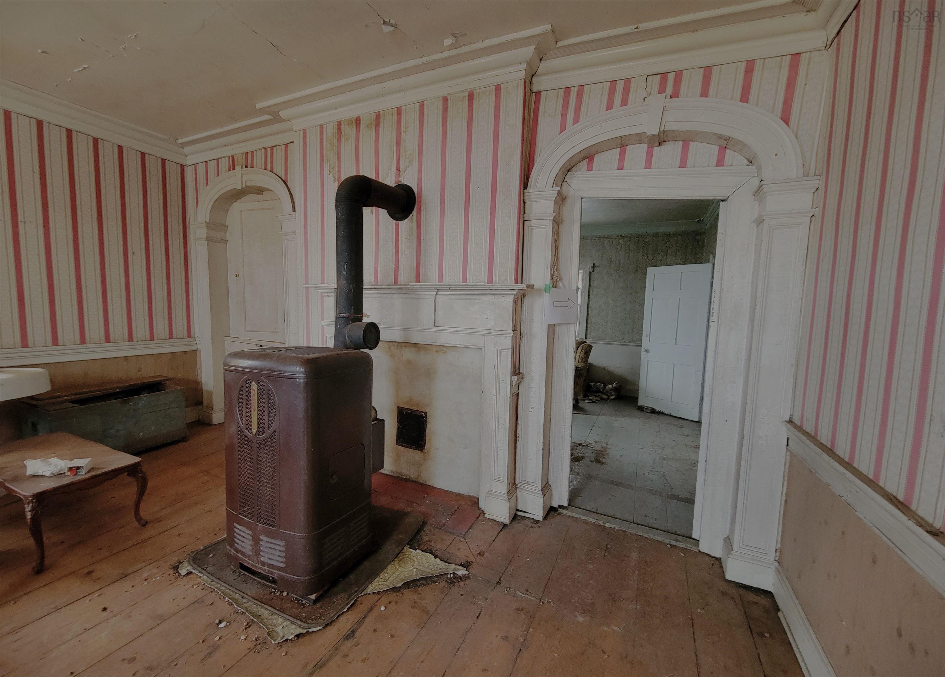 $199,000.00: 155 Pelham Street, Lunenburg