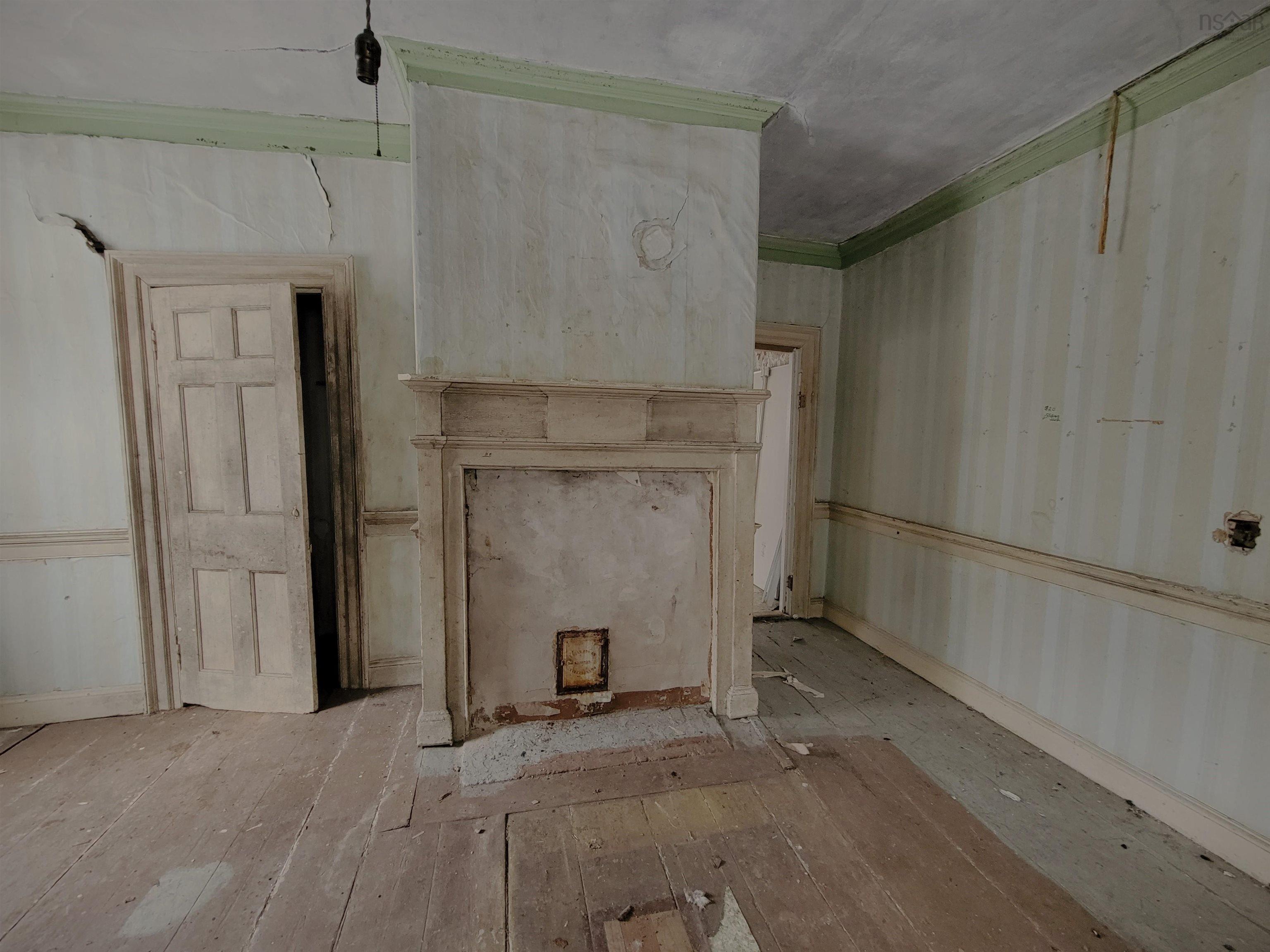 $199,000.00: 155 Pelham Street, Lunenburg