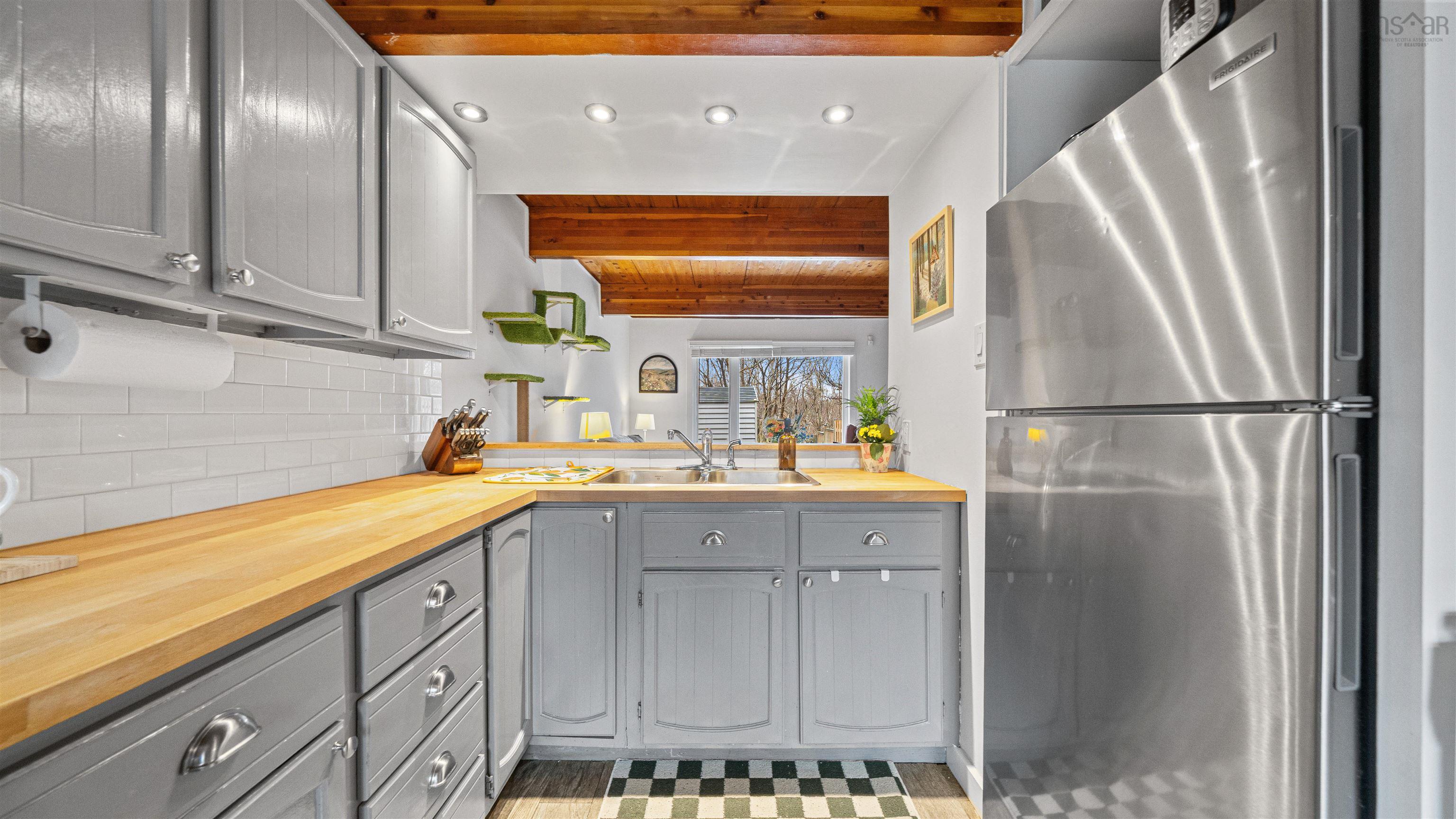 $360,000.00: 107 Cavendish Road, Halifax