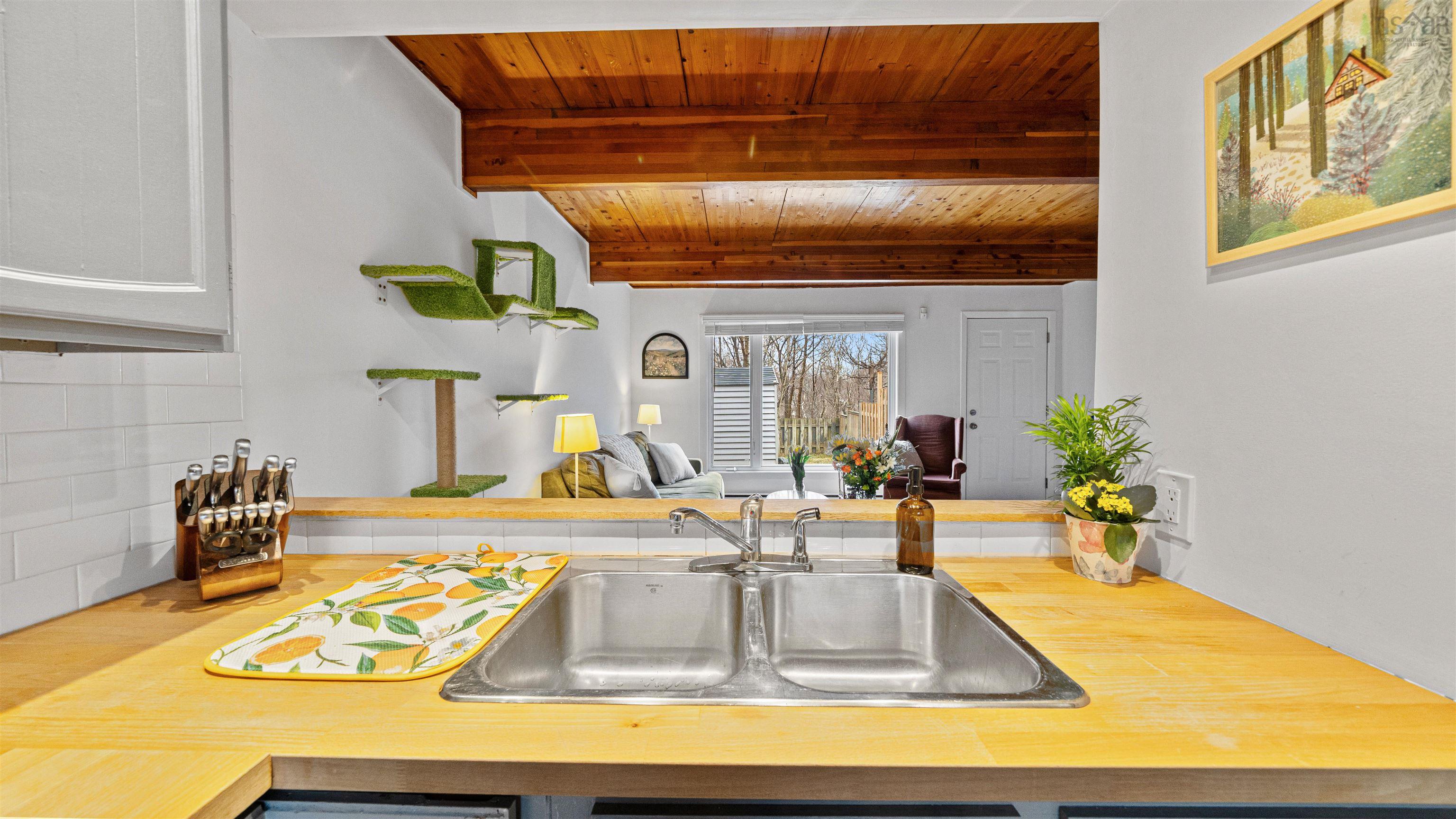 $360,000.00: 107 Cavendish Road, Halifax