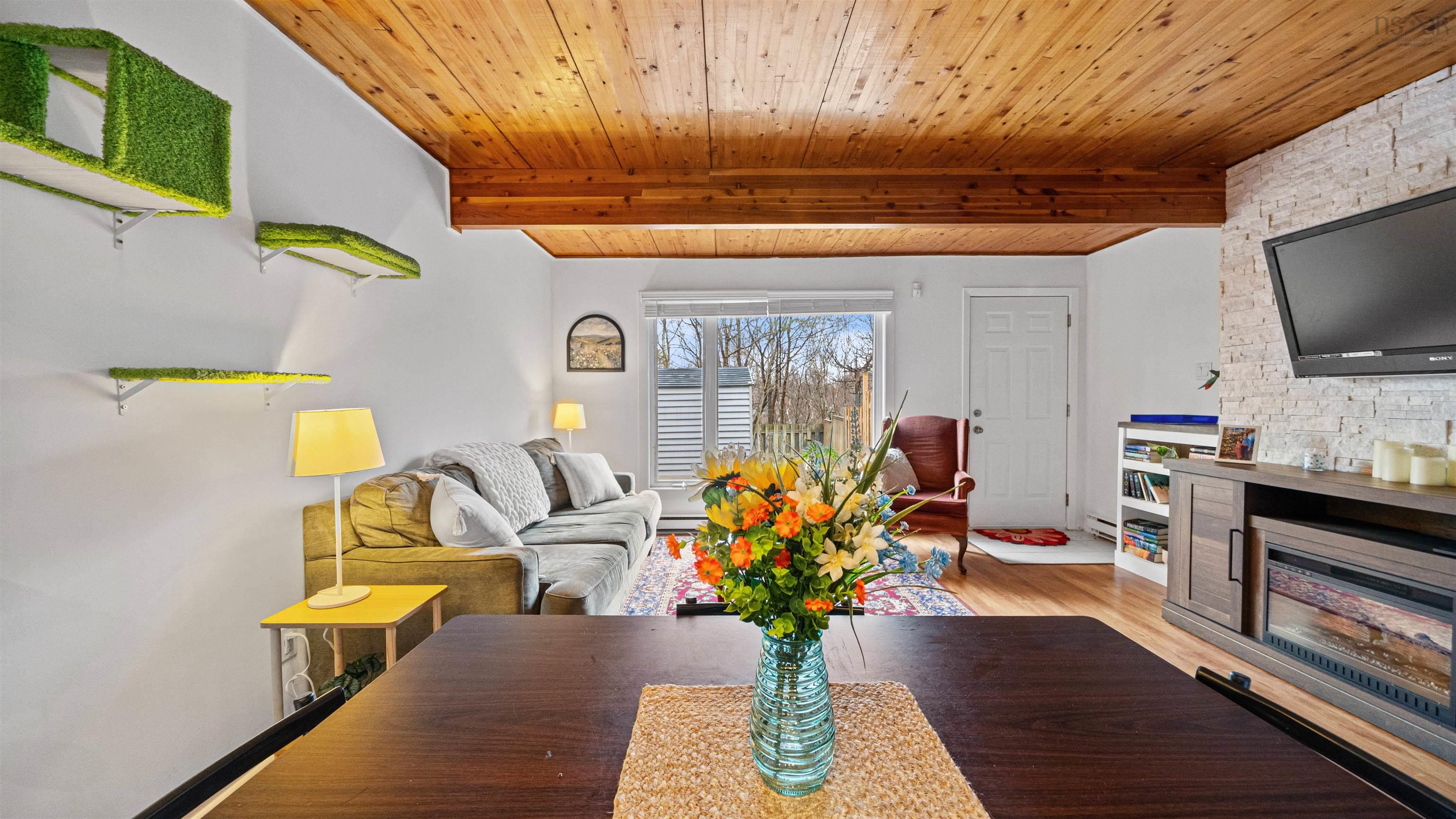 $360,000.00: 107 Cavendish Road, Halifax