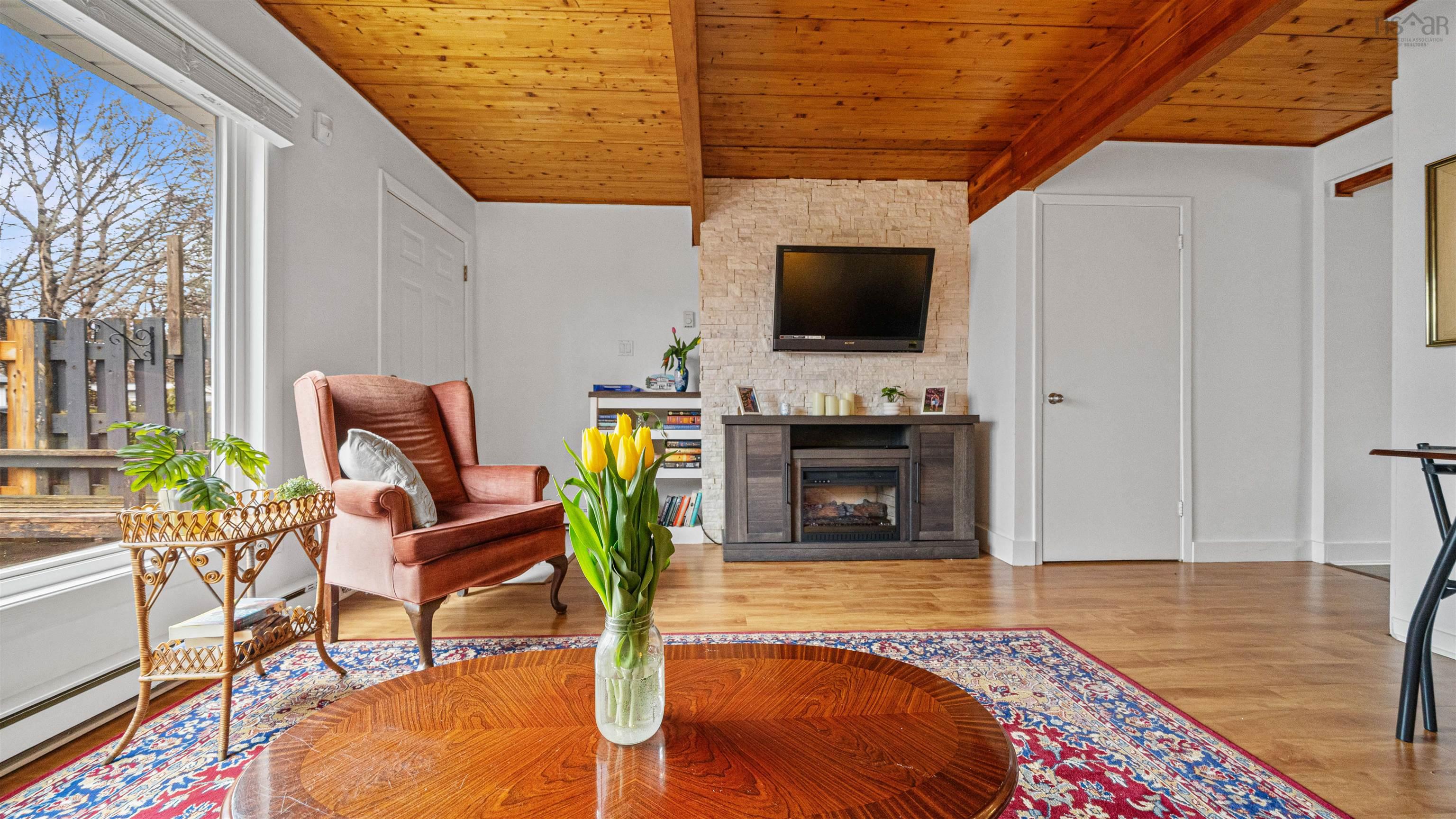 $360,000.00: 107 Cavendish Road, Halifax