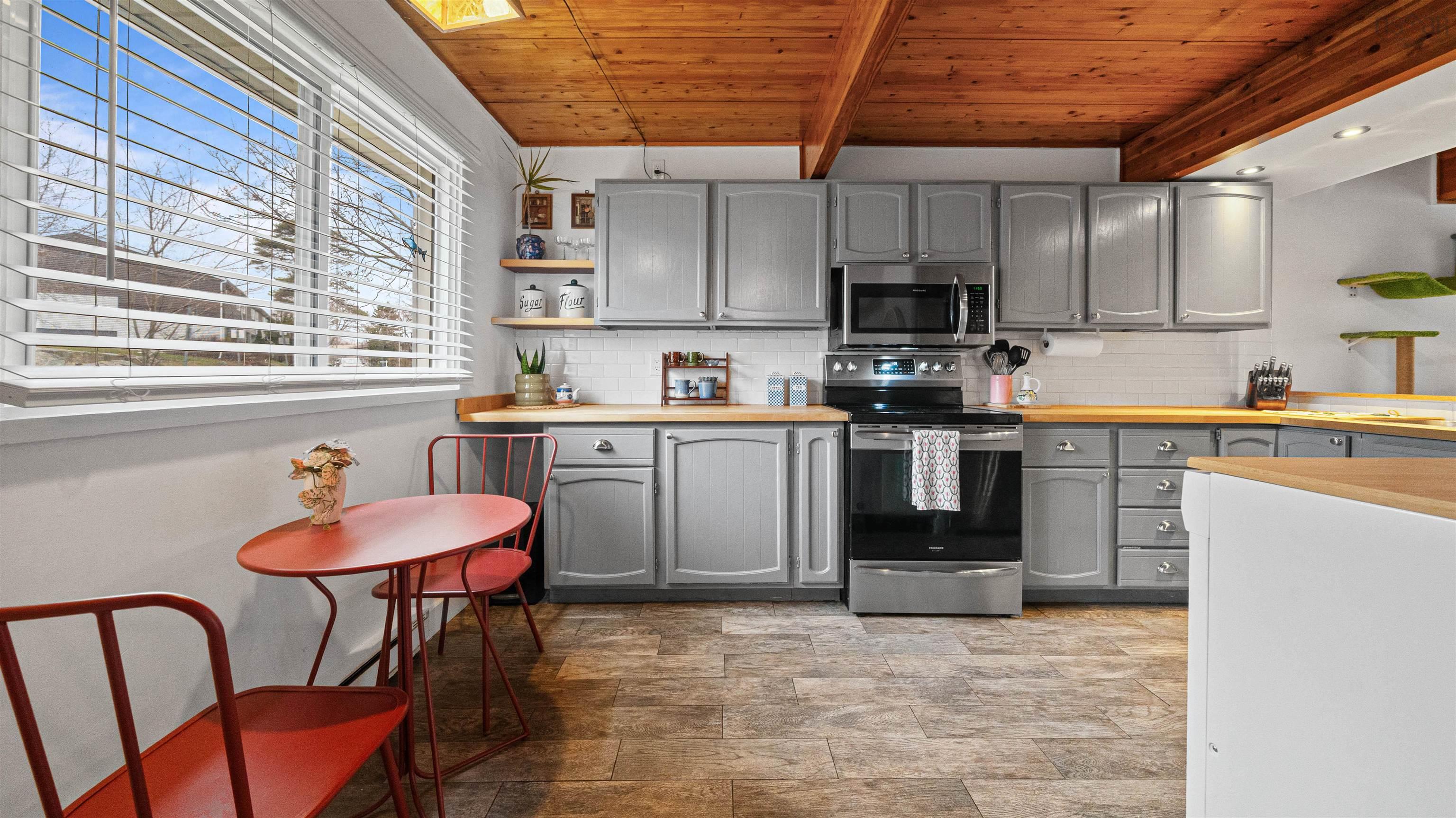 $360,000.00: 107 Cavendish Road, Halifax