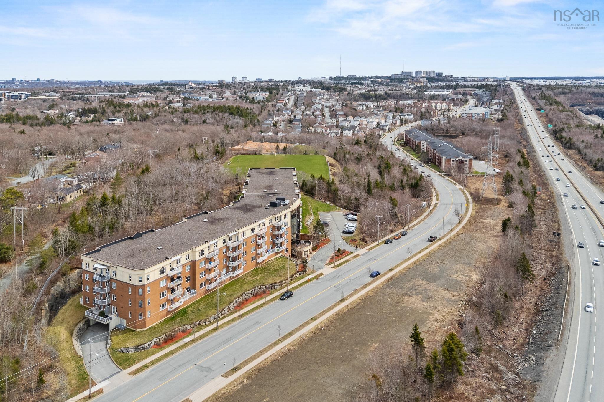 $439,900.00: 318 767 Parkland Drive, Halifax