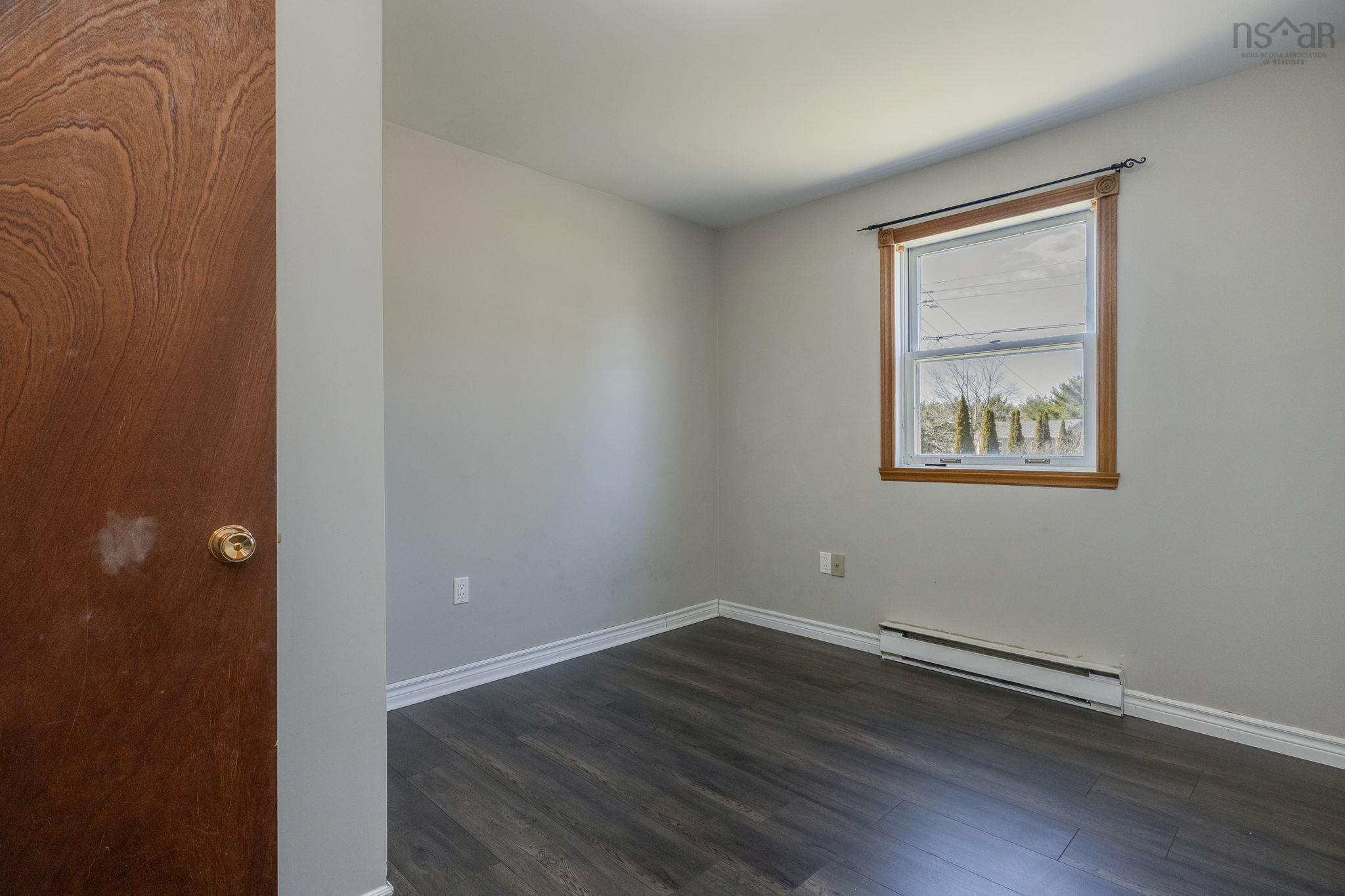 $385,000.00: 752 Balser Drive, Kingston