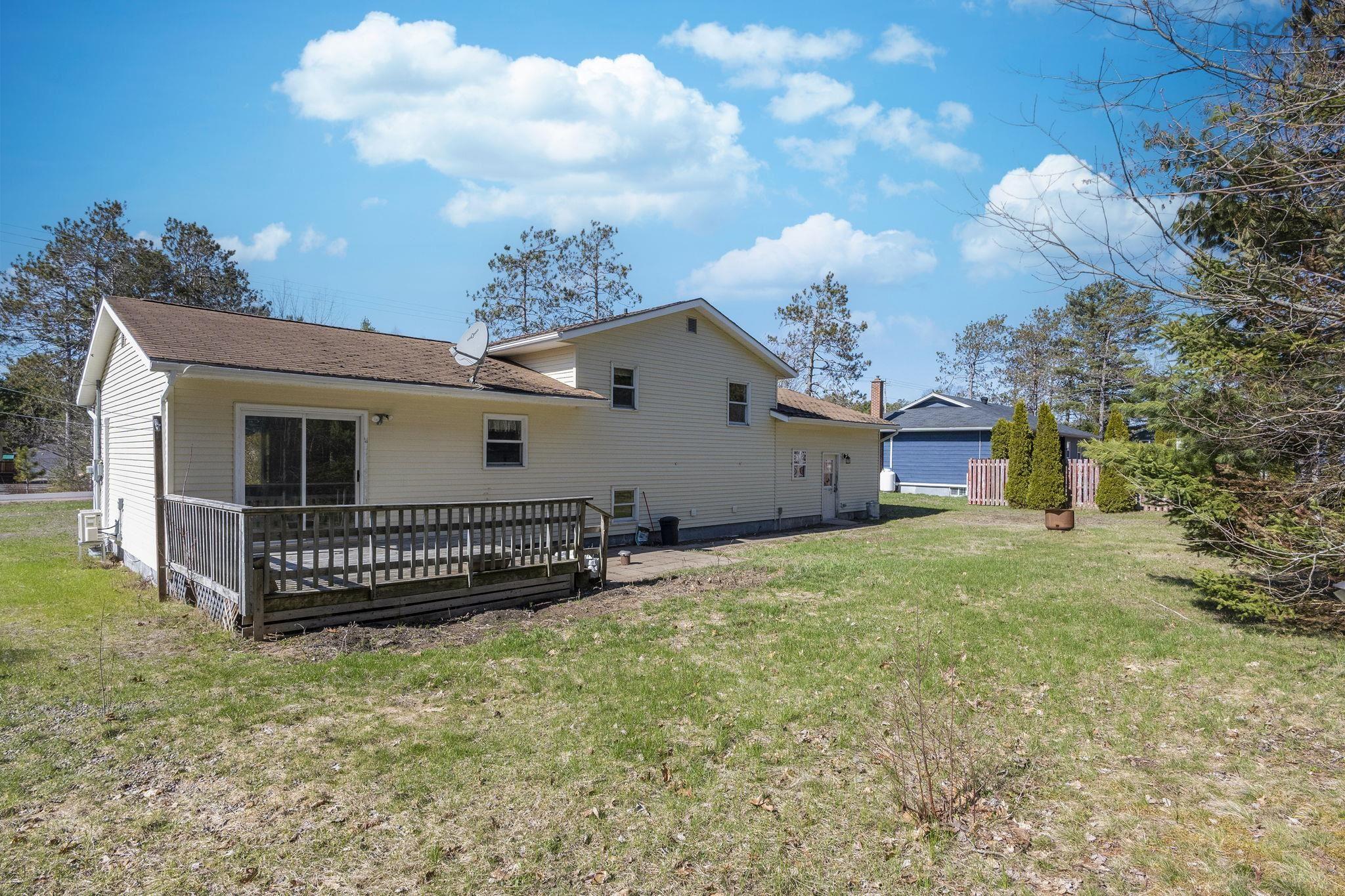 $385,000.00: 752 Balser Drive, Kingston