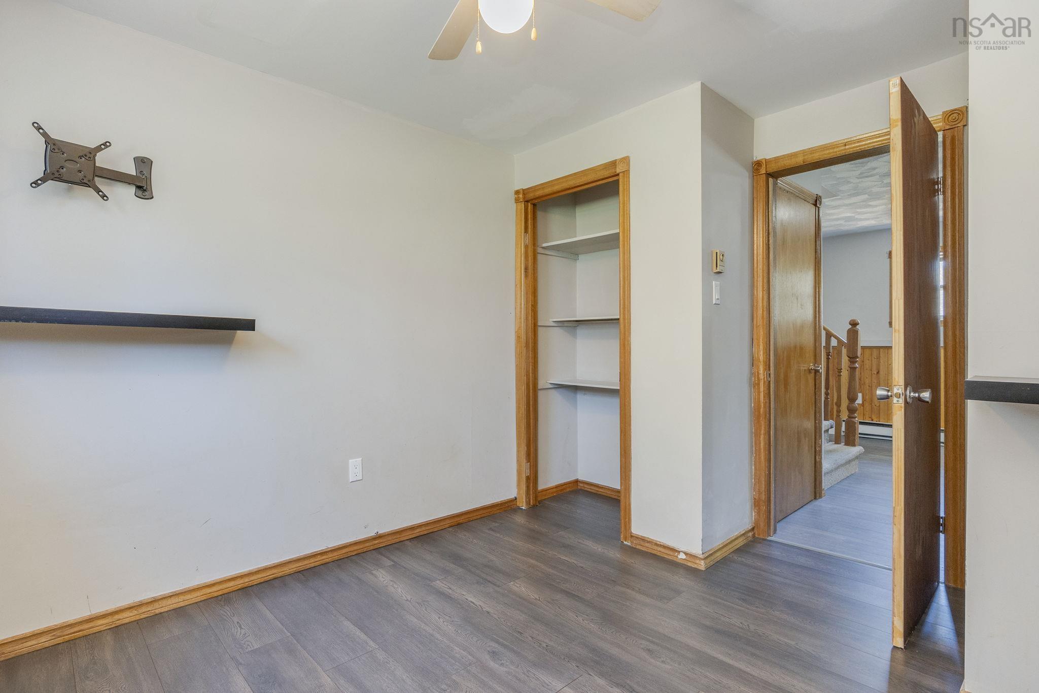 $385,000.00: 752 Balser Drive, Kingston