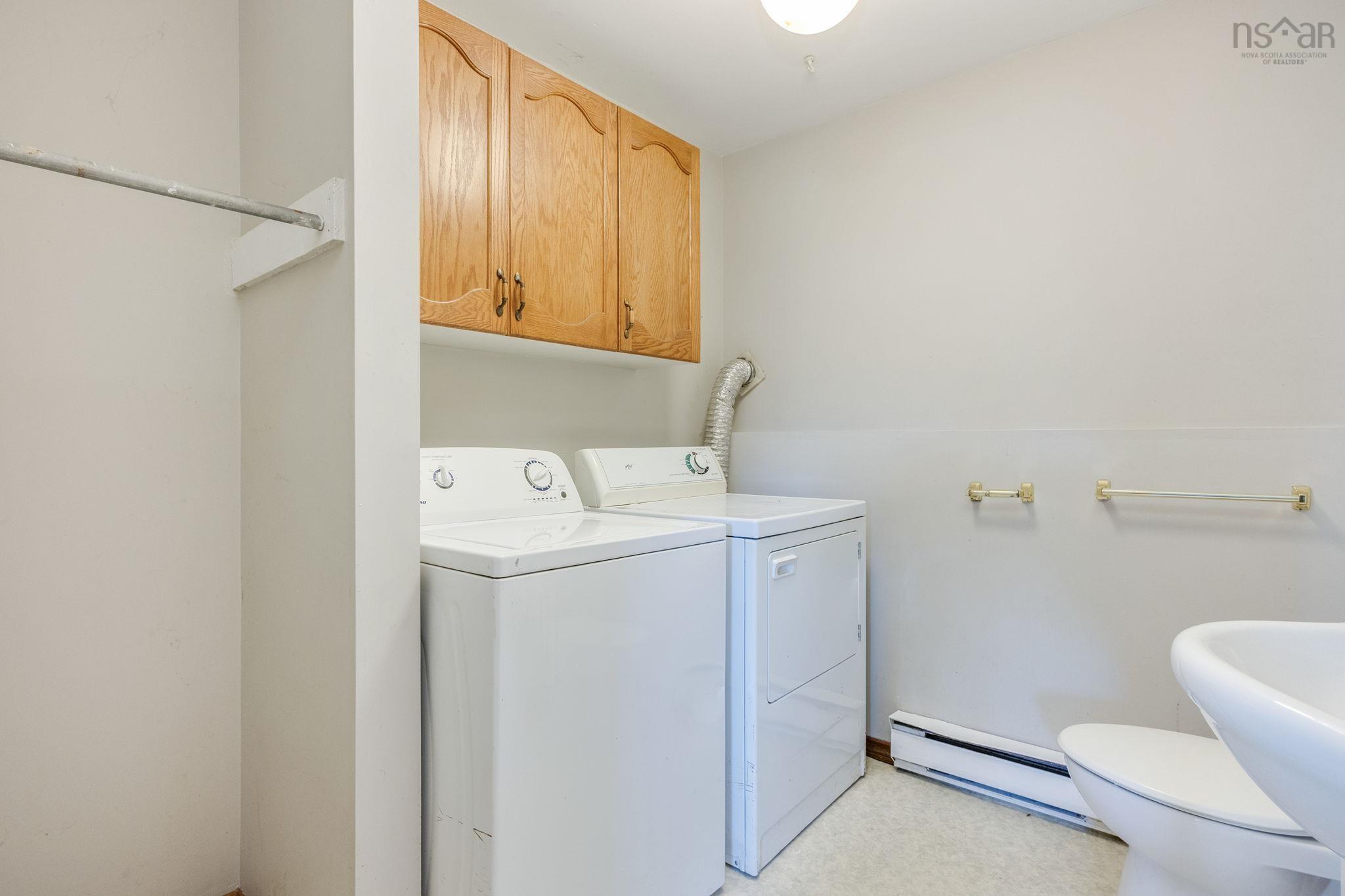 $385,000.00: 752 Balser Drive, Kingston