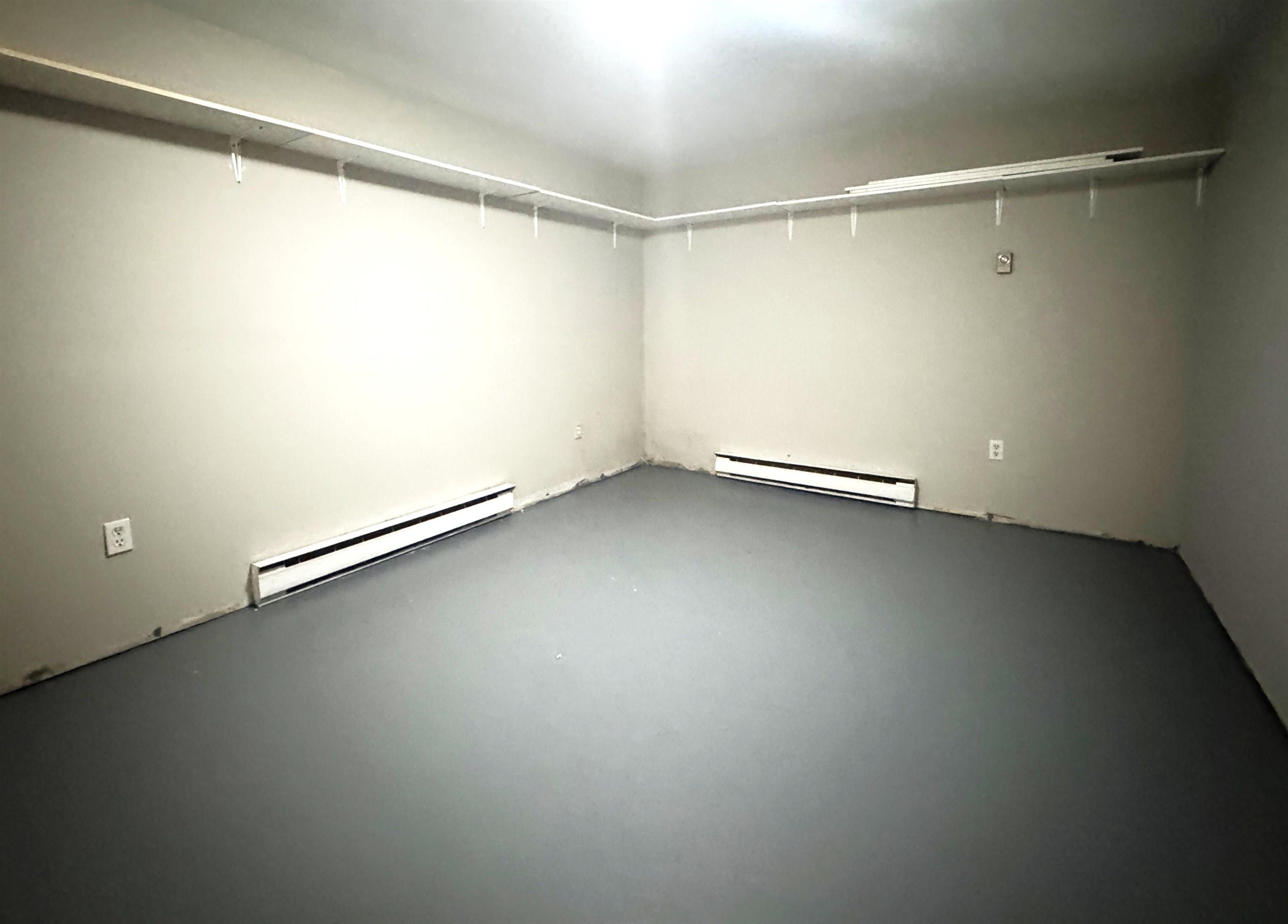 $385,000.00: 752 Balser Drive, Kingston