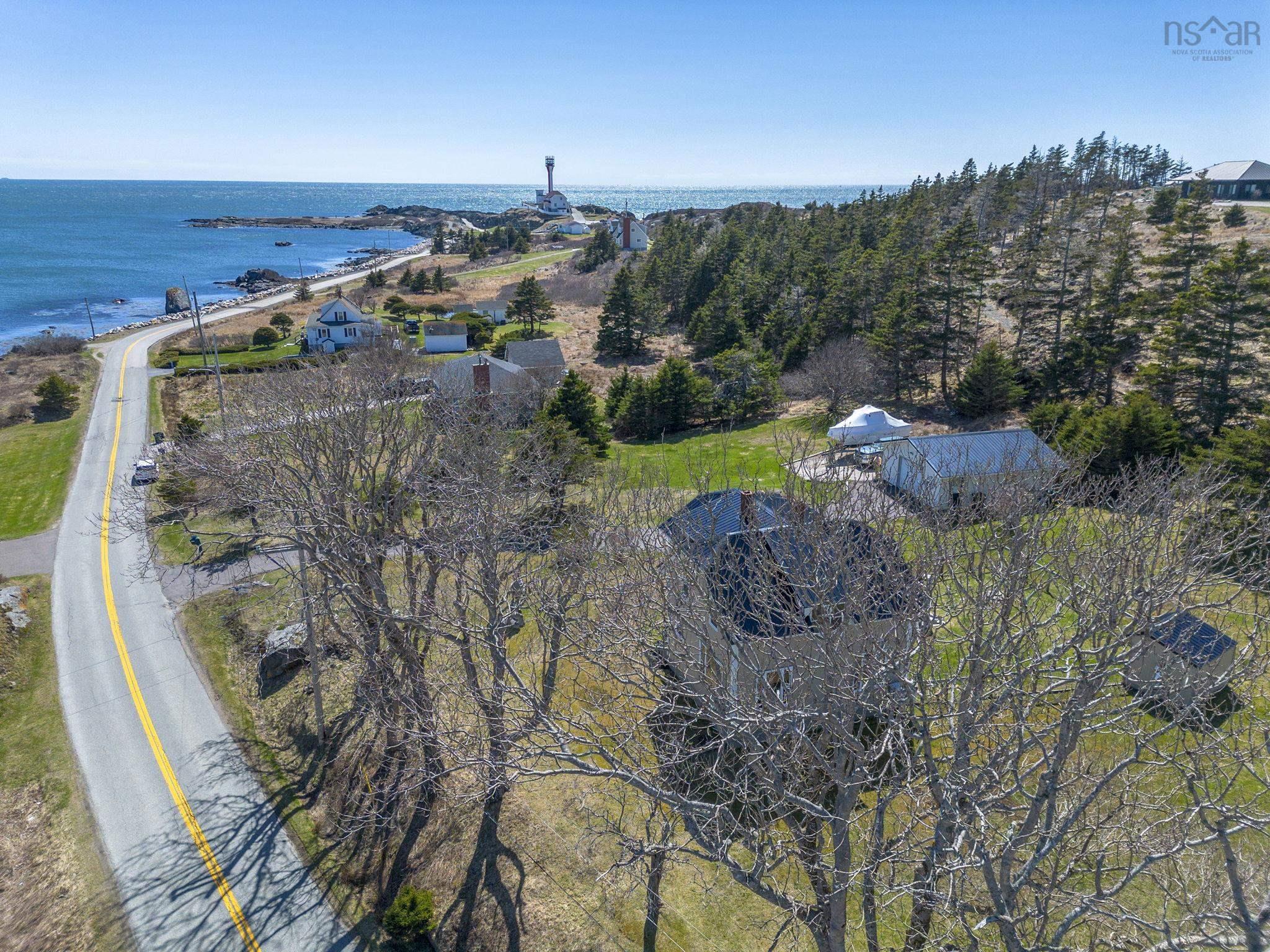 $568,000.00: 1772 304 Highway, Cape Forchu