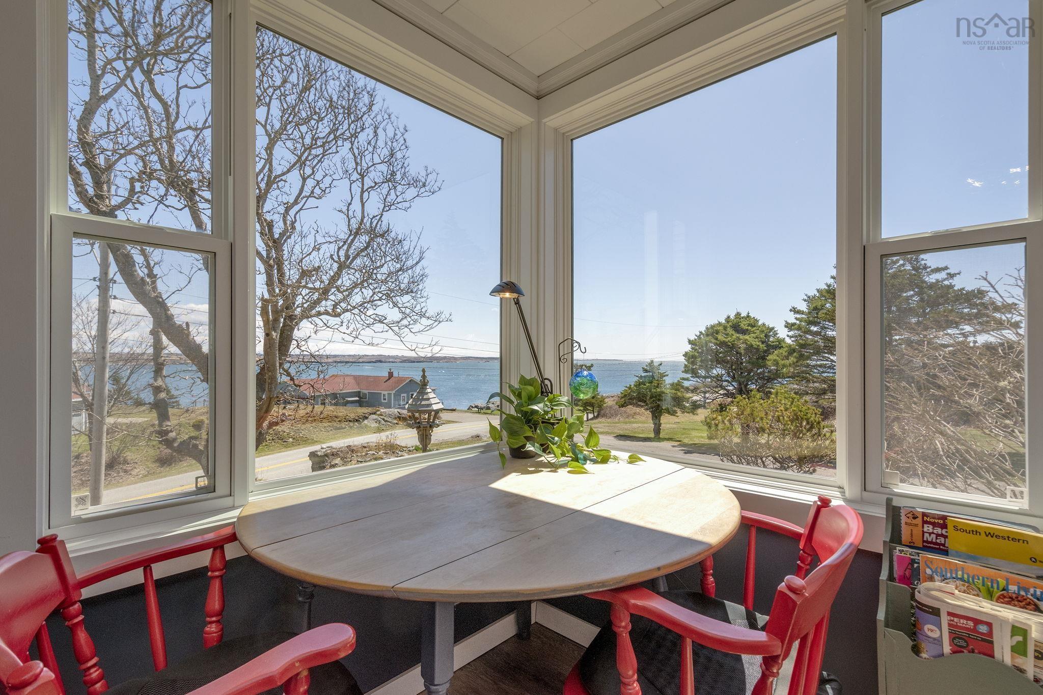 $568,000.00: 1772 304 Highway, Cape Forchu