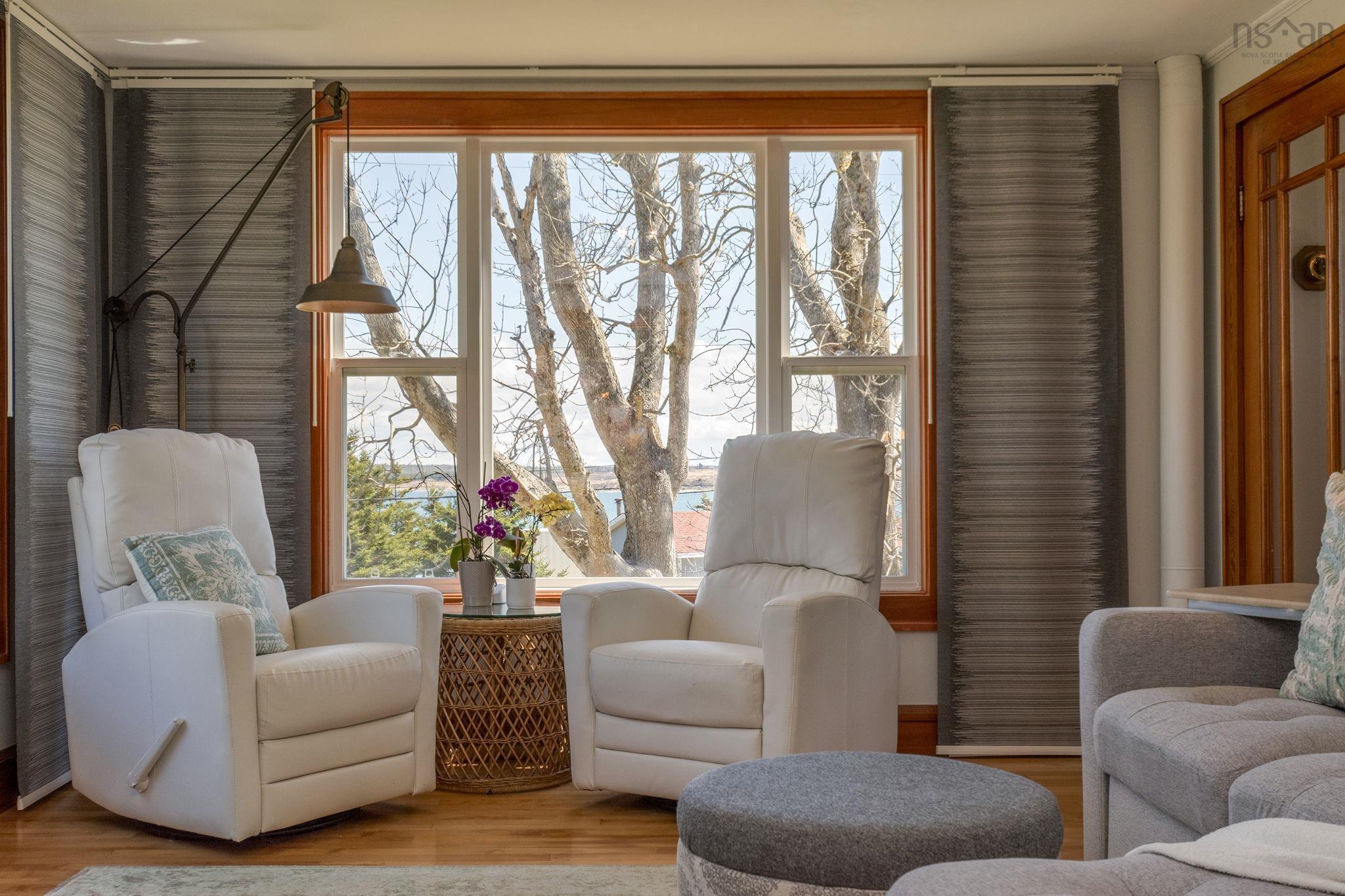 $568,000.00: 1772 304 Highway, Cape Forchu