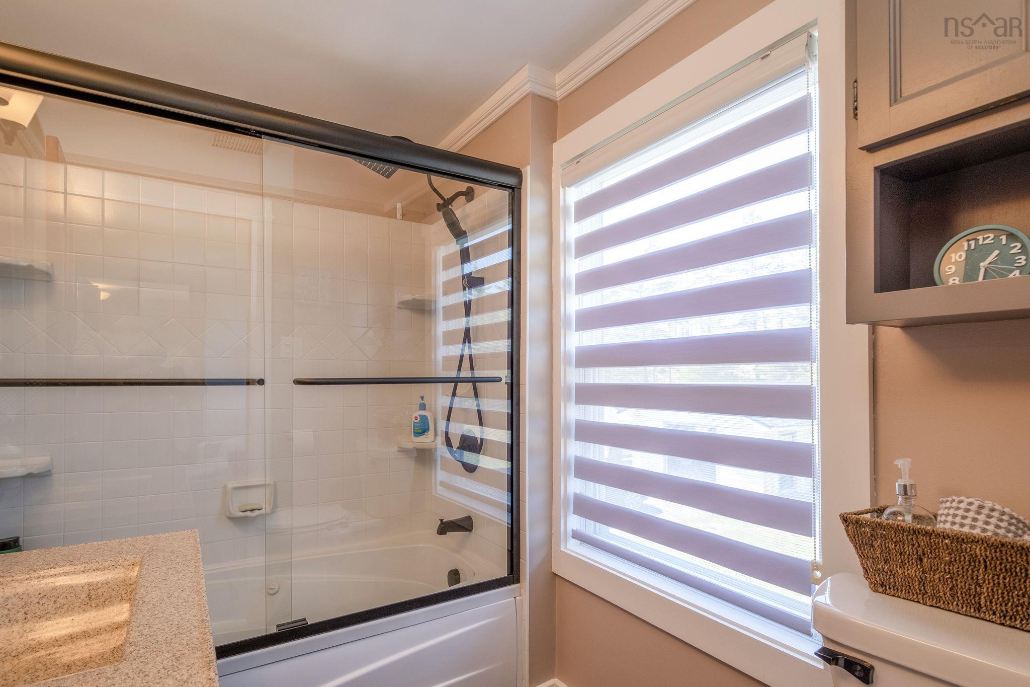 $568,000.00: 1772 304 Highway, Cape Forchu