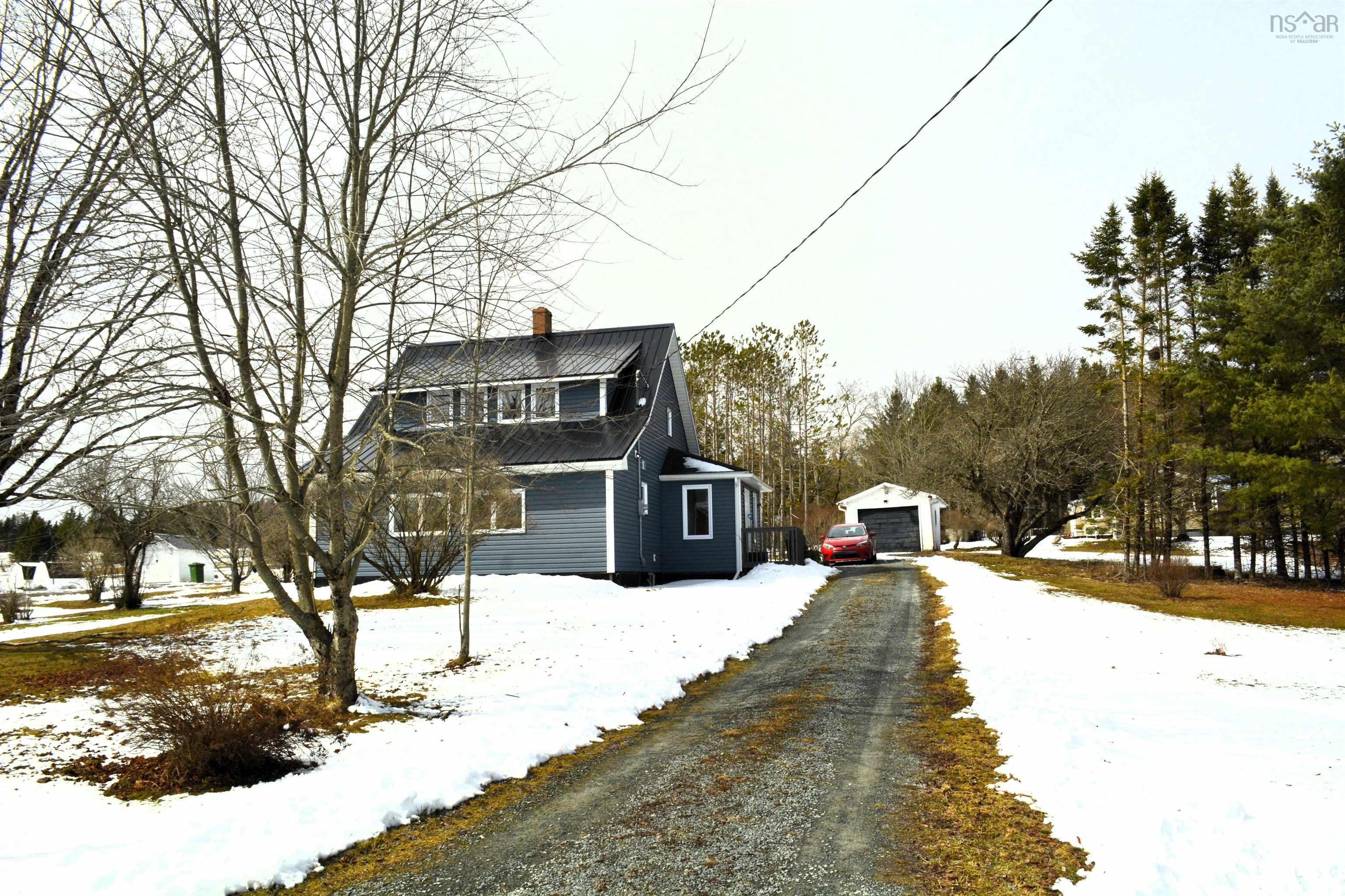 $359,900.00: 19 Highway 336, Upper Musquodoboit