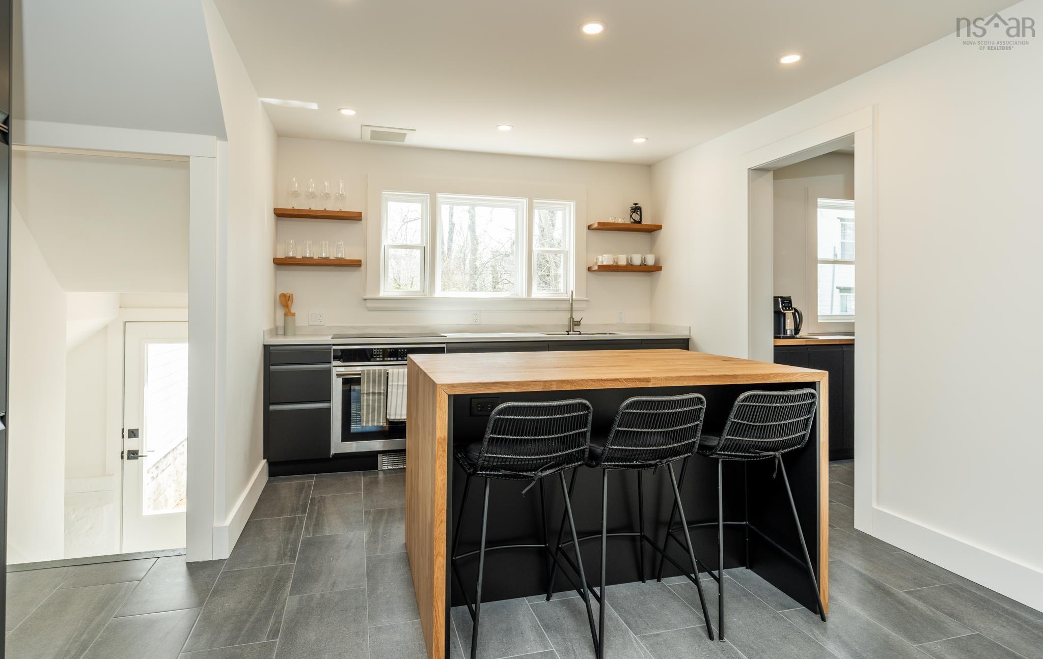 $684,900.00: 19 Cumberland Street, Yarmouth