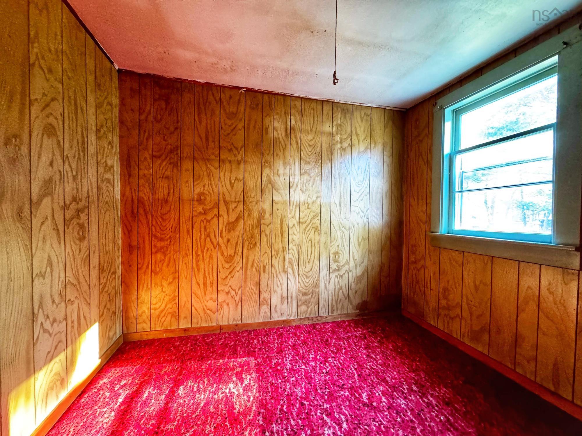 $184,900.00: 9932 Highway 201, South Farmington