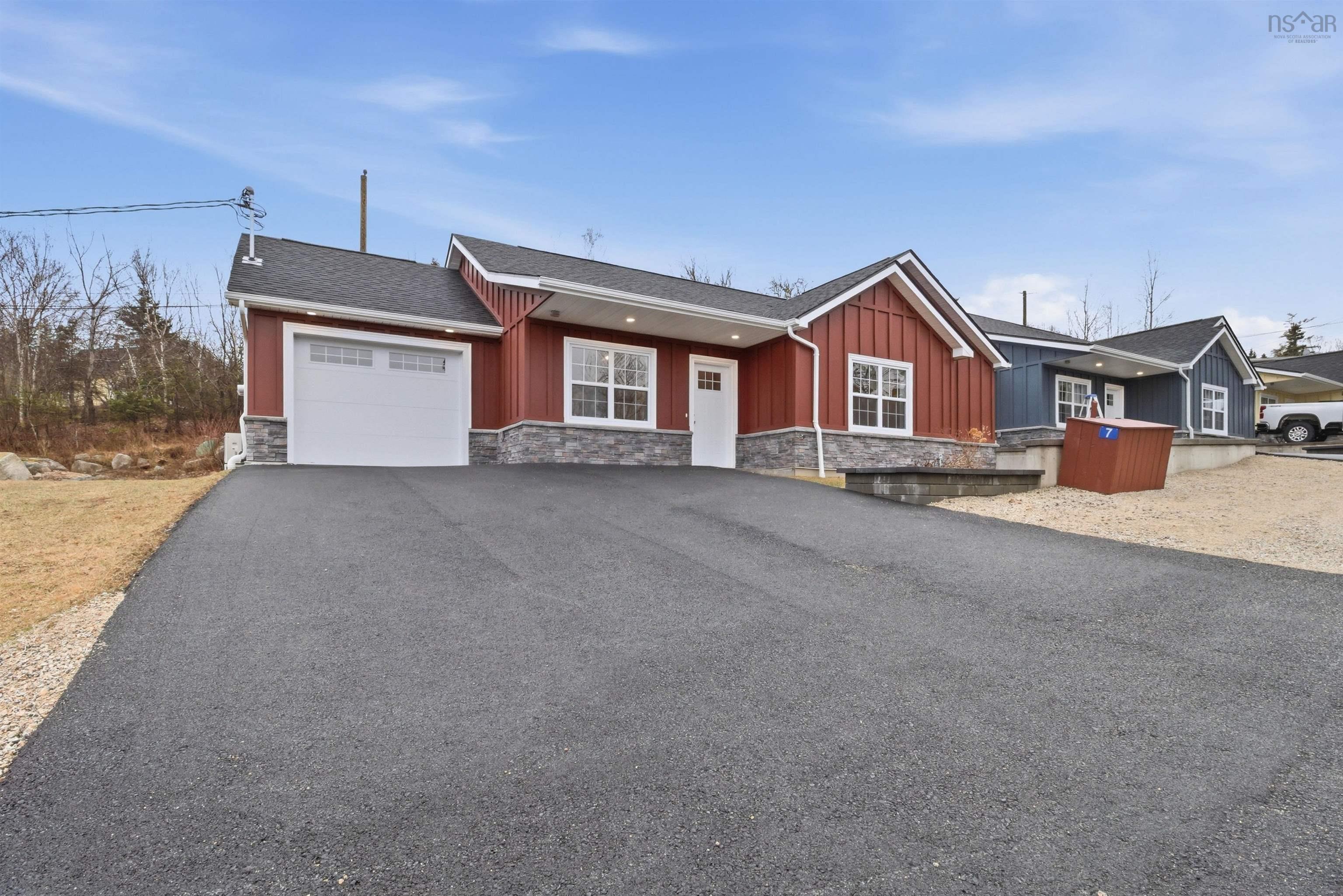 $423,900.00: 7 Lions Club Road, Fox Point