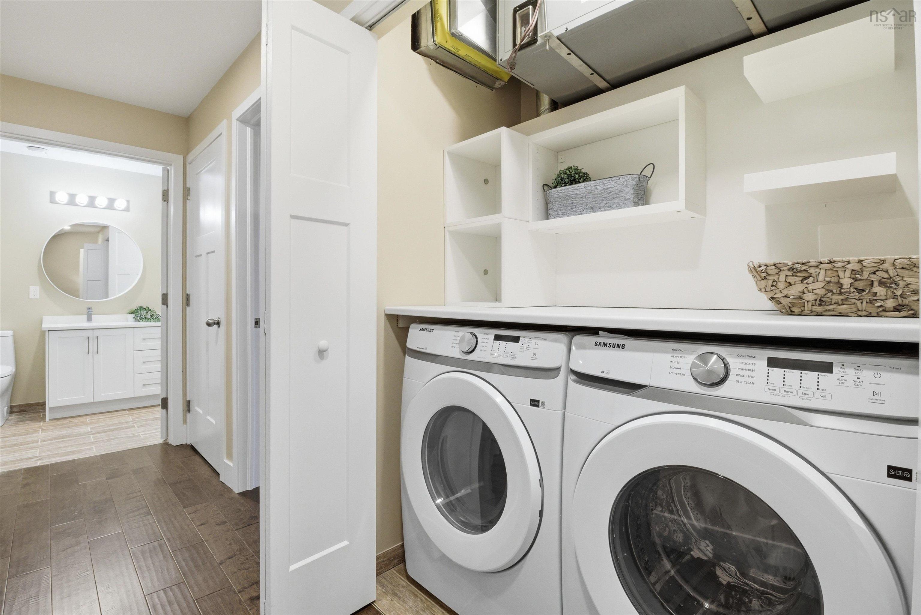 $423,900.00: 7 Lions Club Road, Fox Point