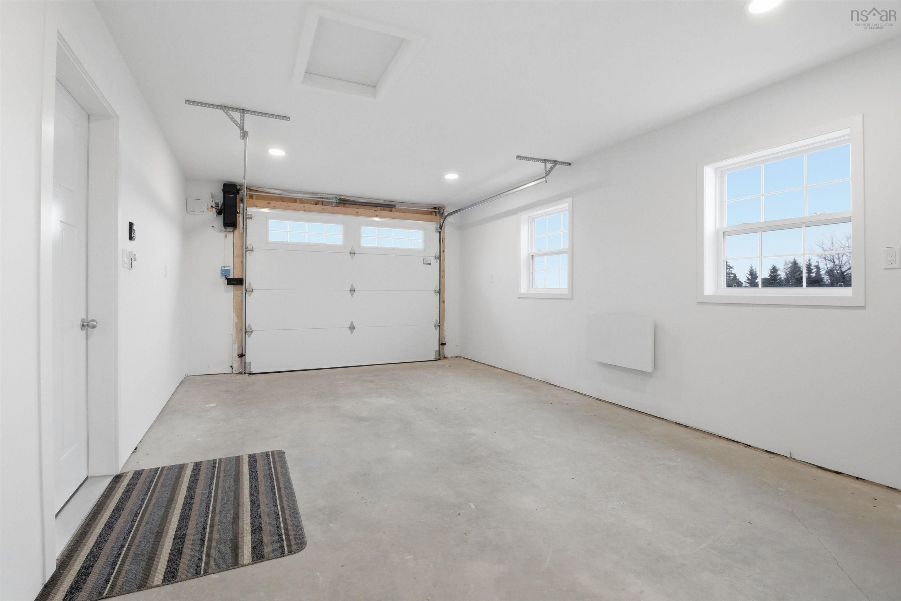 $423,900.00: 7 Lions Club Road, Fox Point