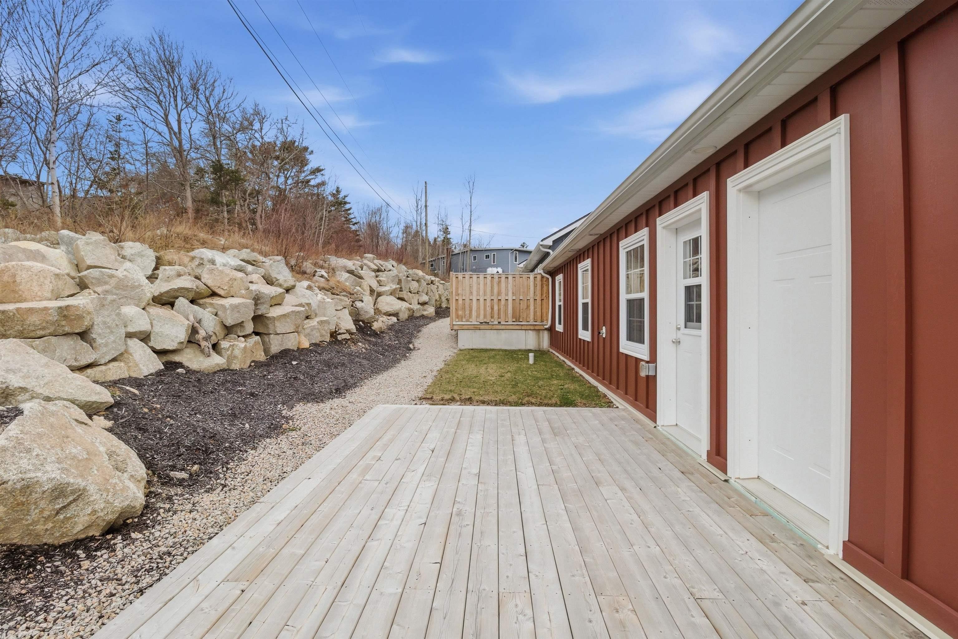 $423,900.00: 7 Lions Club Road, Fox Point