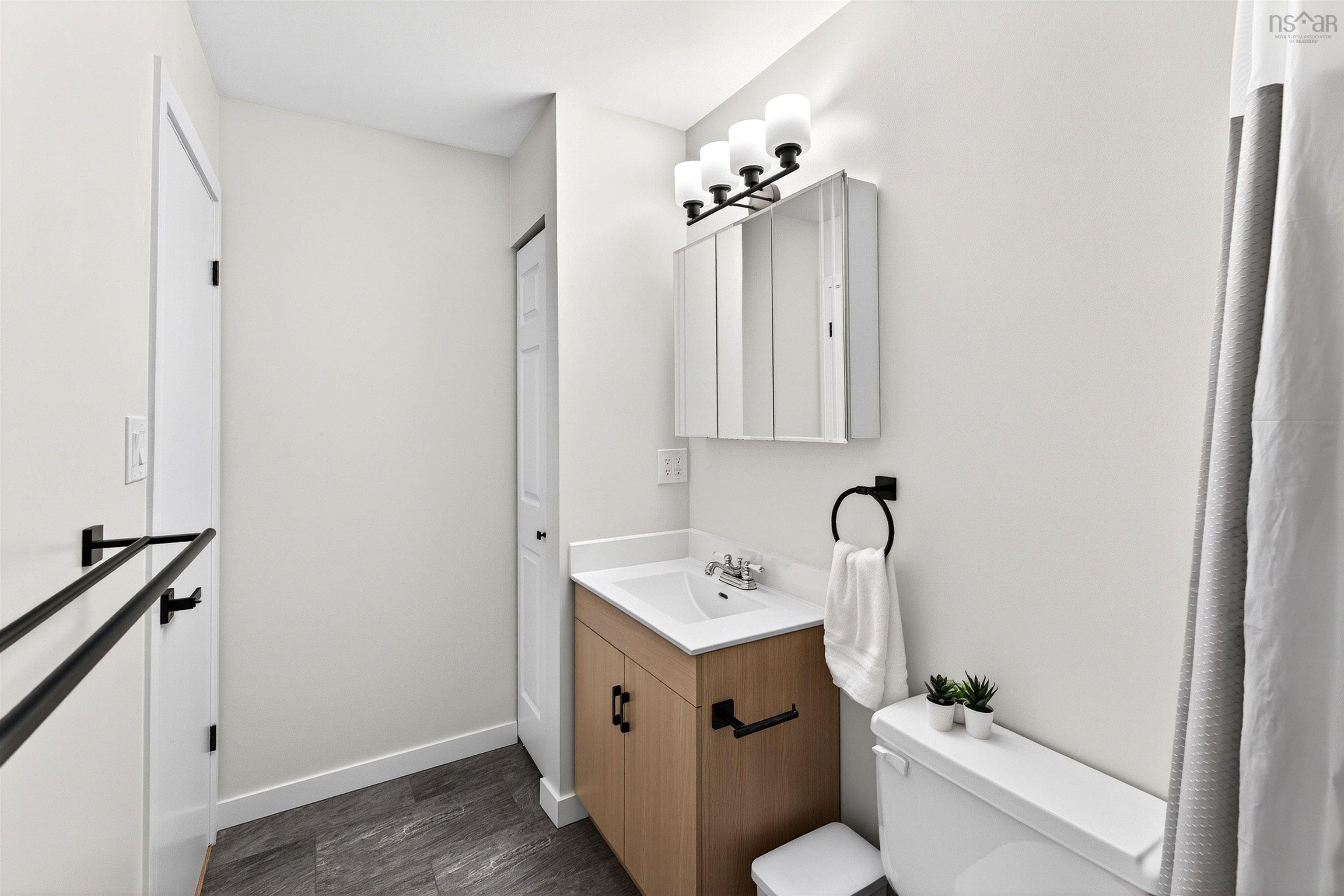 $425,000.00: 31 Circassion Drive, Cole Harbour