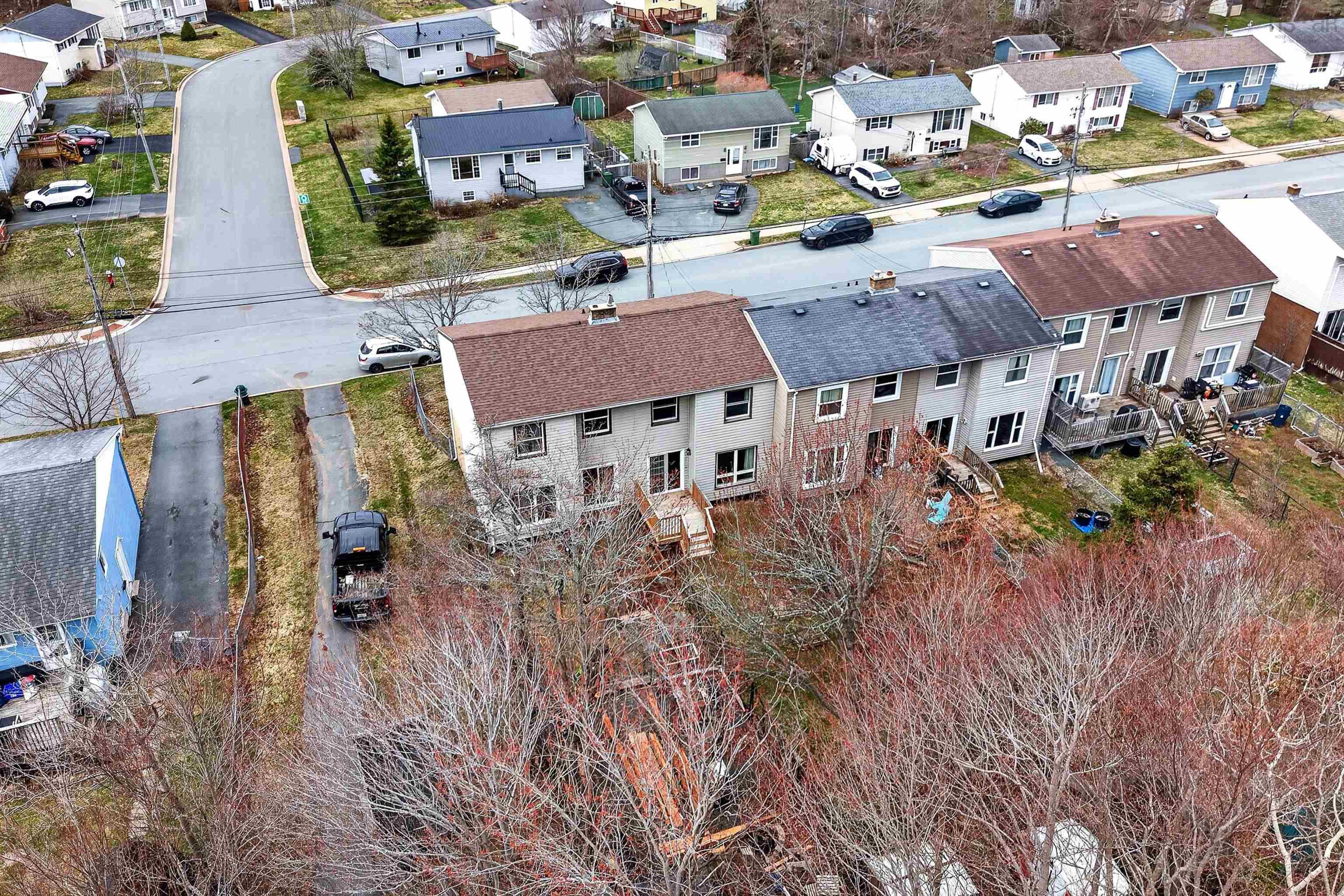 $425,000.00: 31 Circassion Drive, Cole Harbour