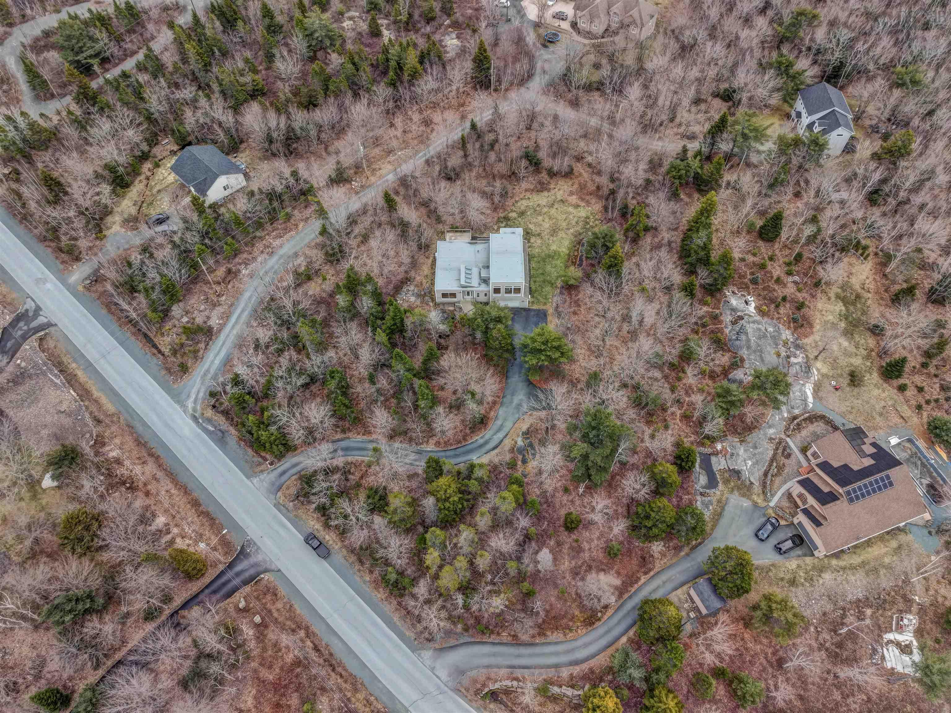 $749,900.00: 149 Abbey Road, Stillwater Lake