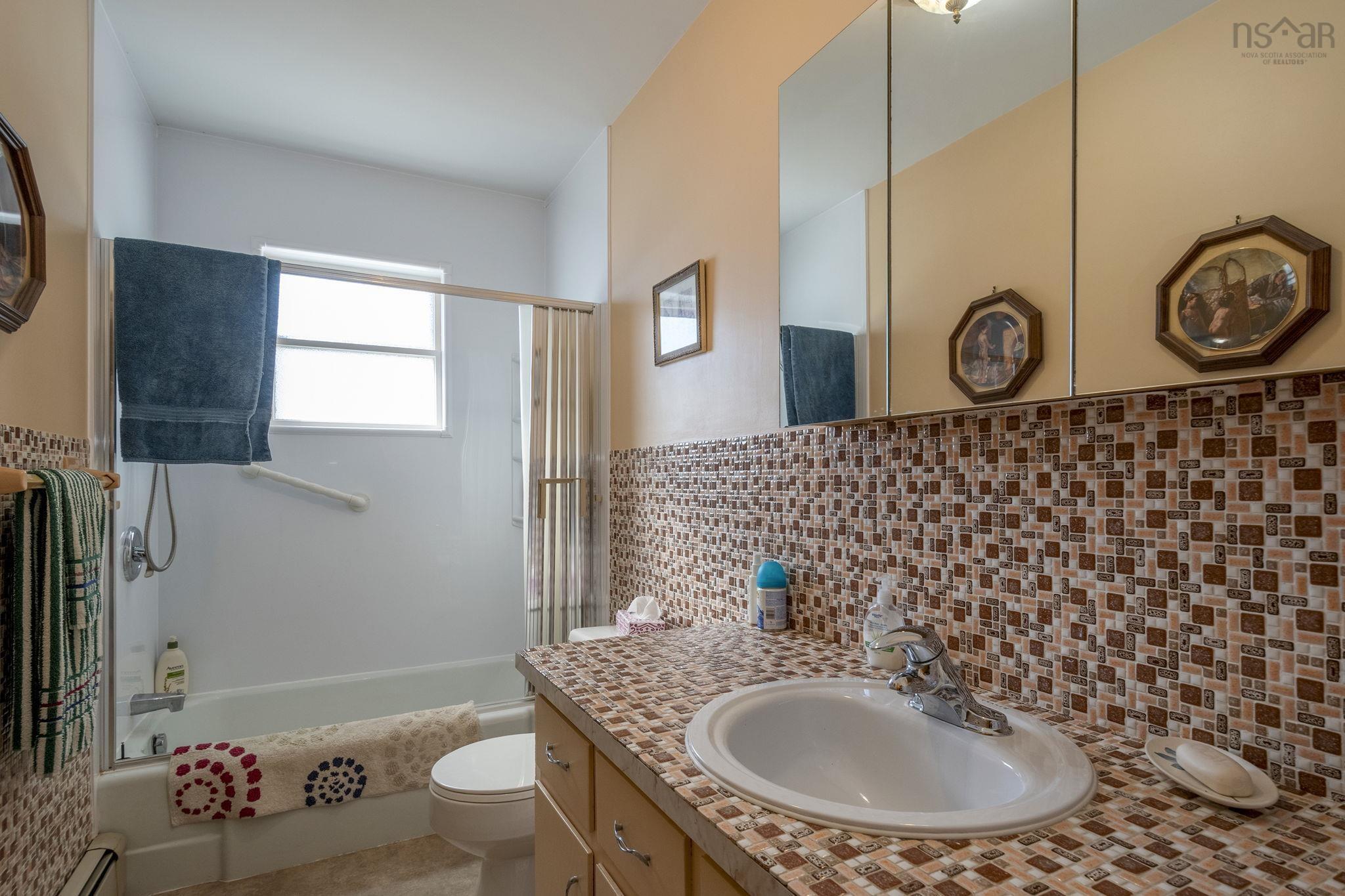 $399,000.00: 777 1 Highway, Comeauville