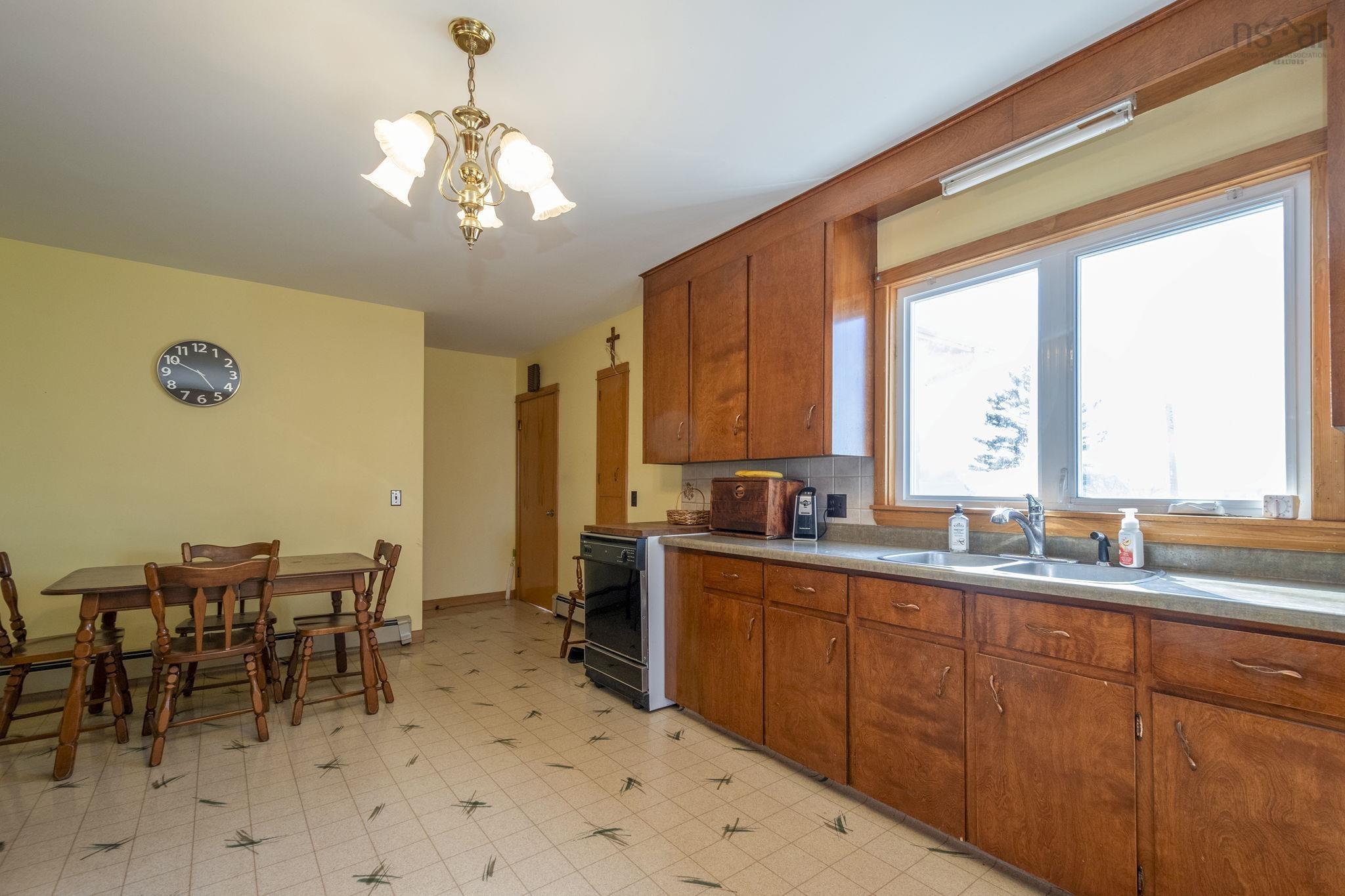 $399,000.00: 777 1 Highway, Comeauville