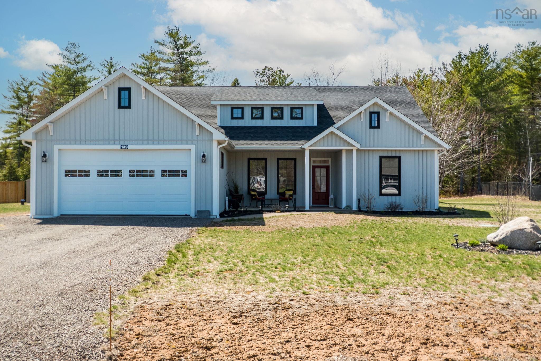 $649,000.00: 139 Belle Drive, Meadowvale