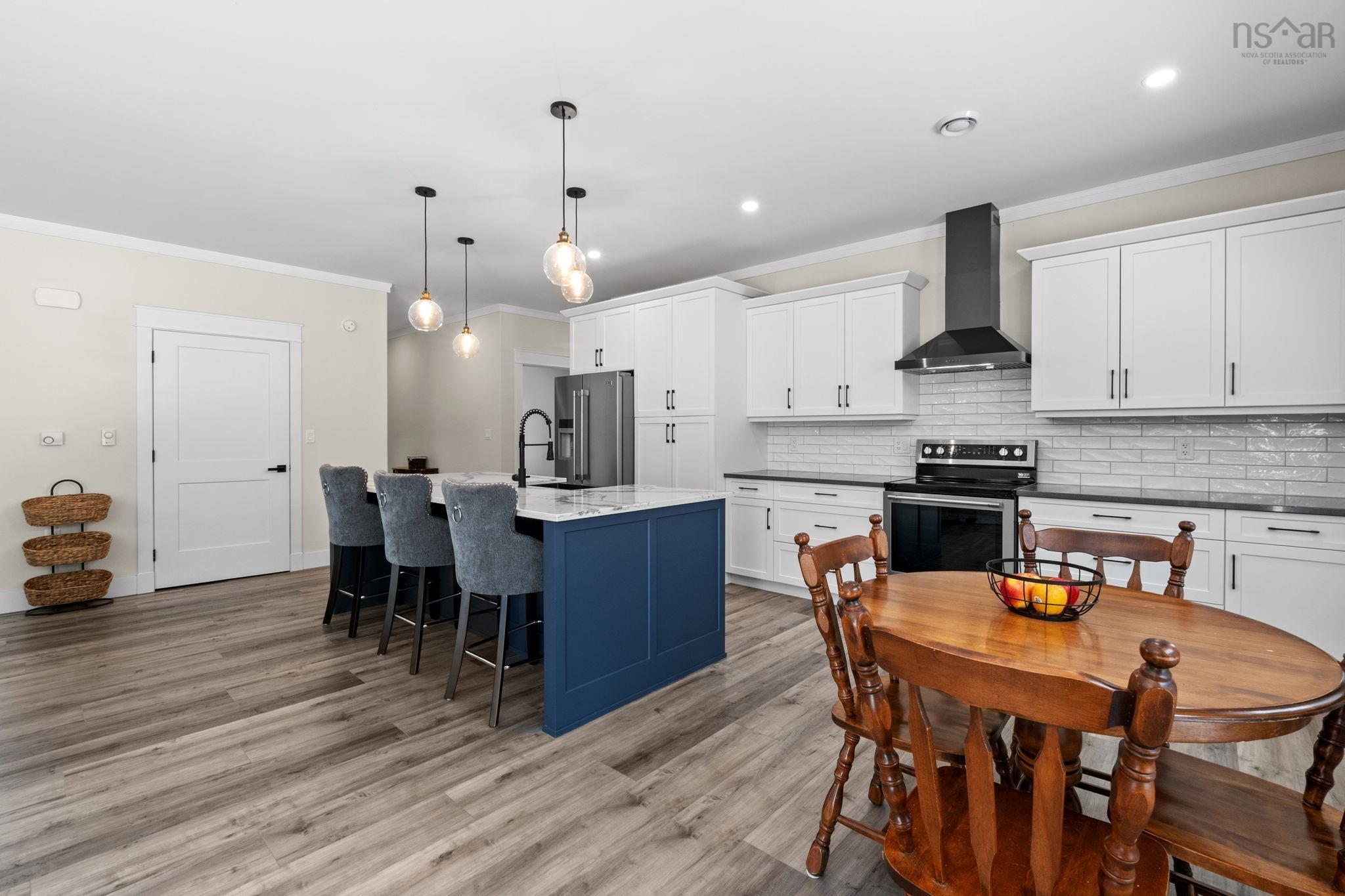 $649,000.00: 139 Belle Drive, Meadowvale