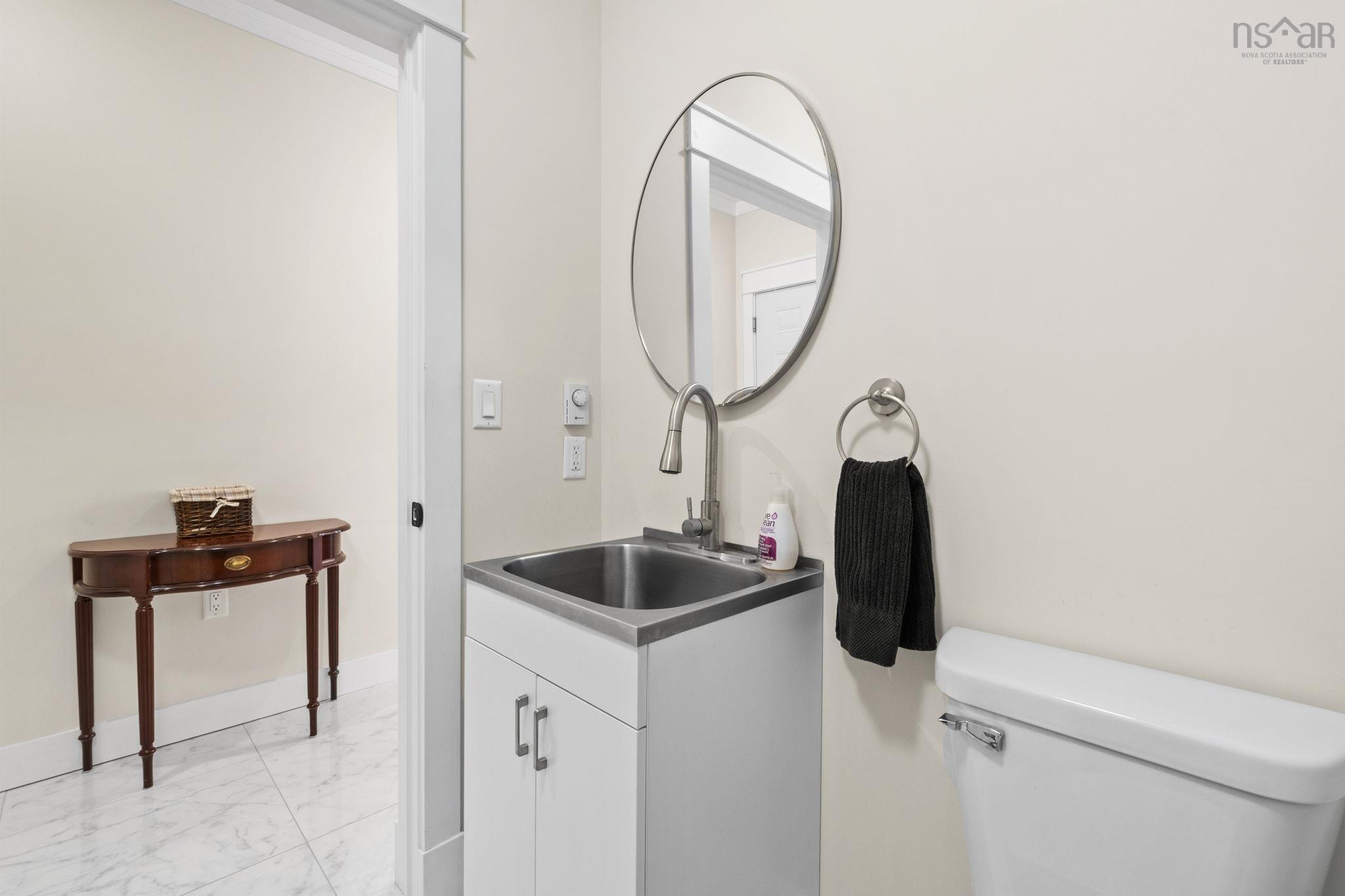 $649,000.00: 139 Belle Drive, Meadowvale