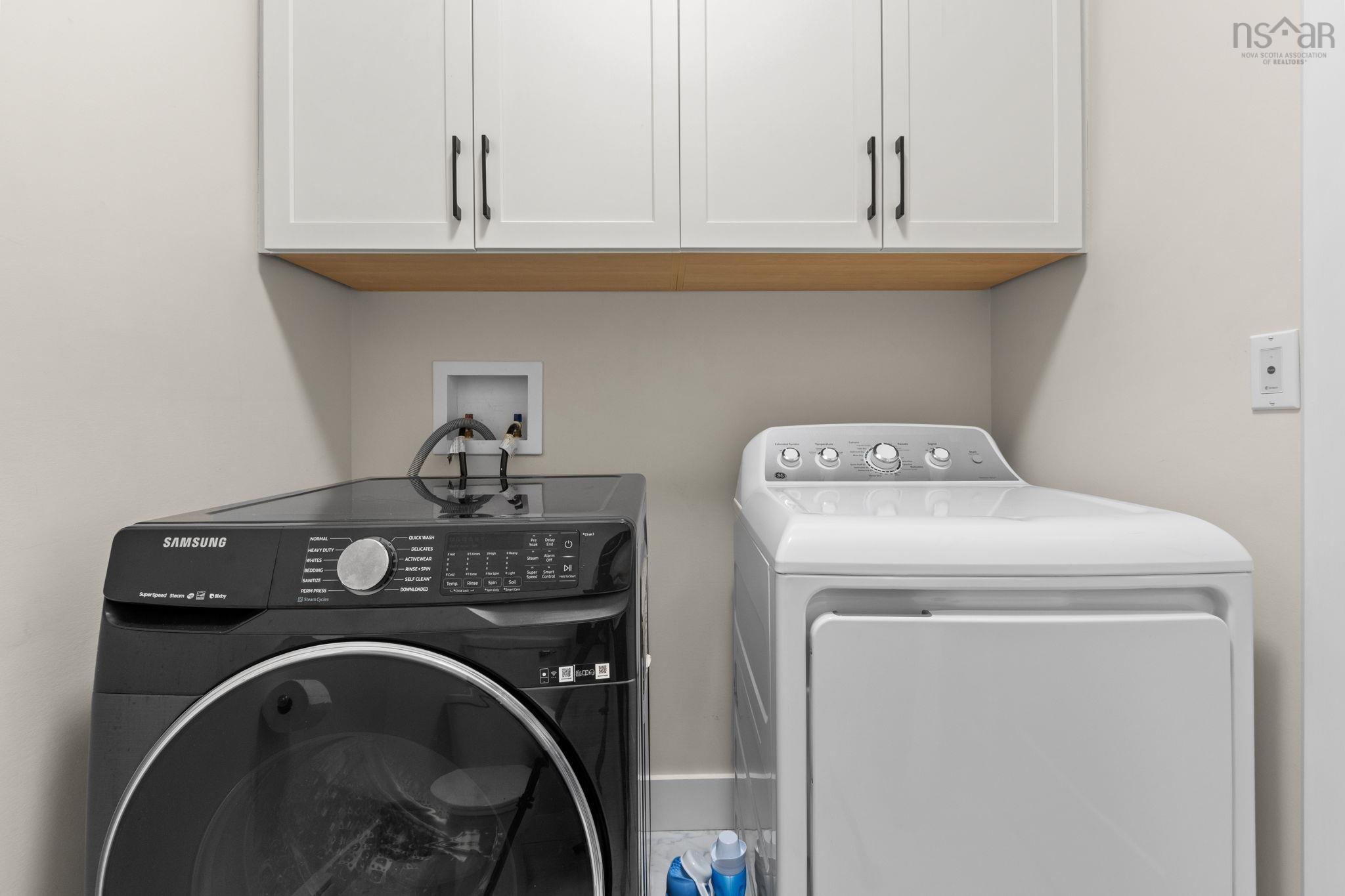 $649,000.00: 139 Belle Drive, Meadowvale